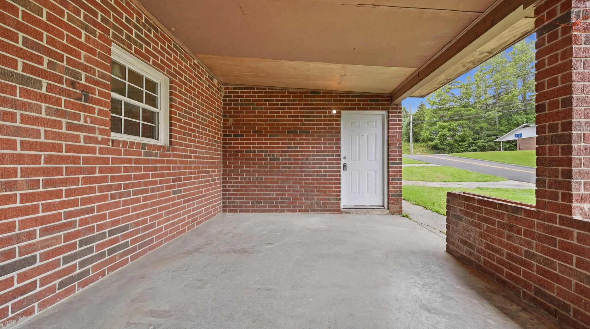 1418 Walston Street Property Photo 4