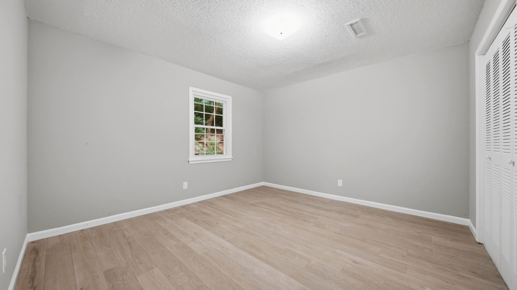 1418 Walston Street Property Photo 11