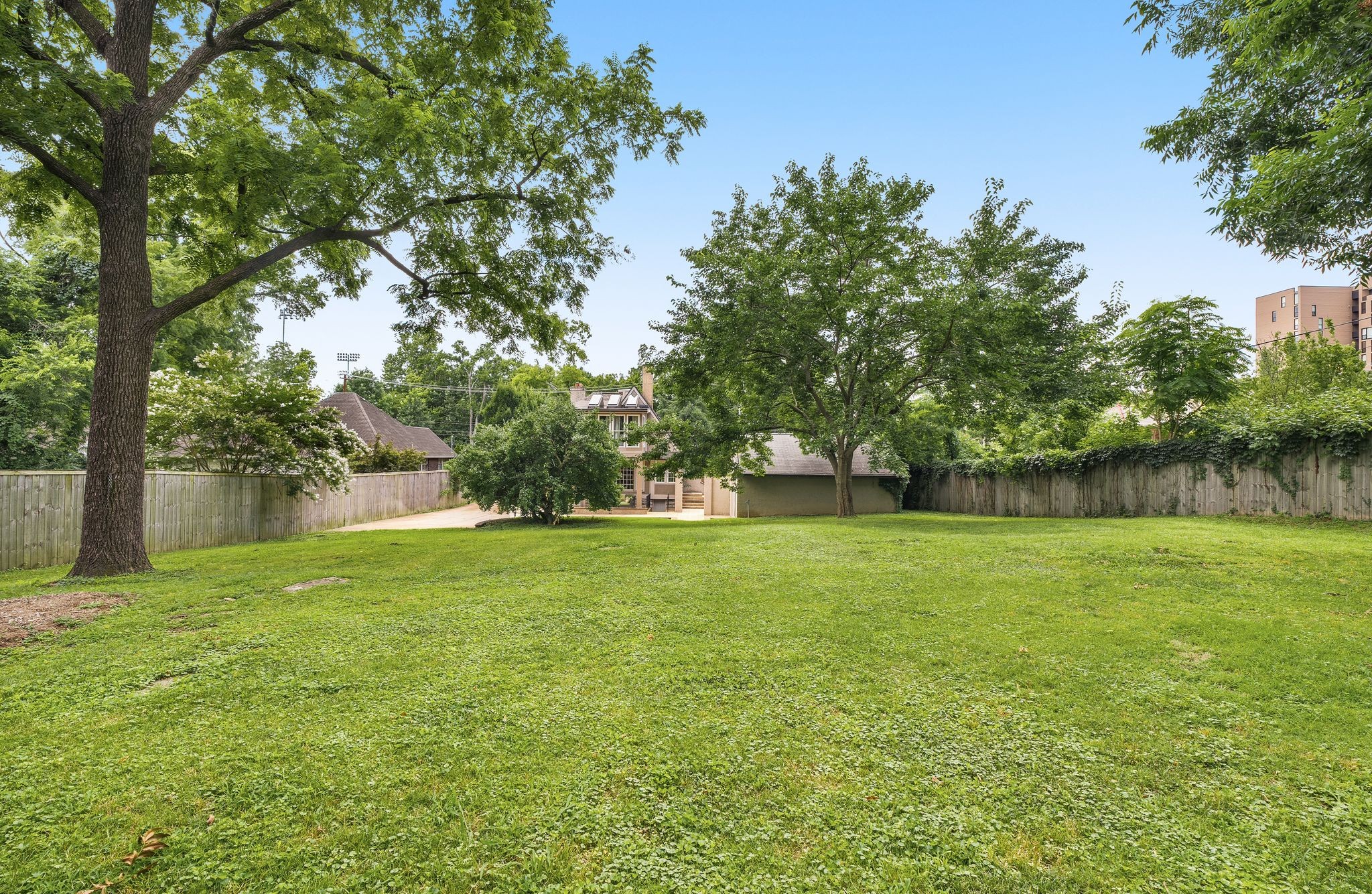 204 S Wilson Blvd Property Photo 35