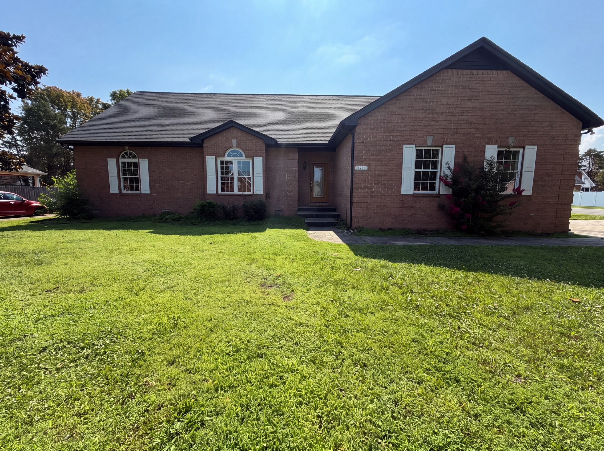 1727 Joben Dr