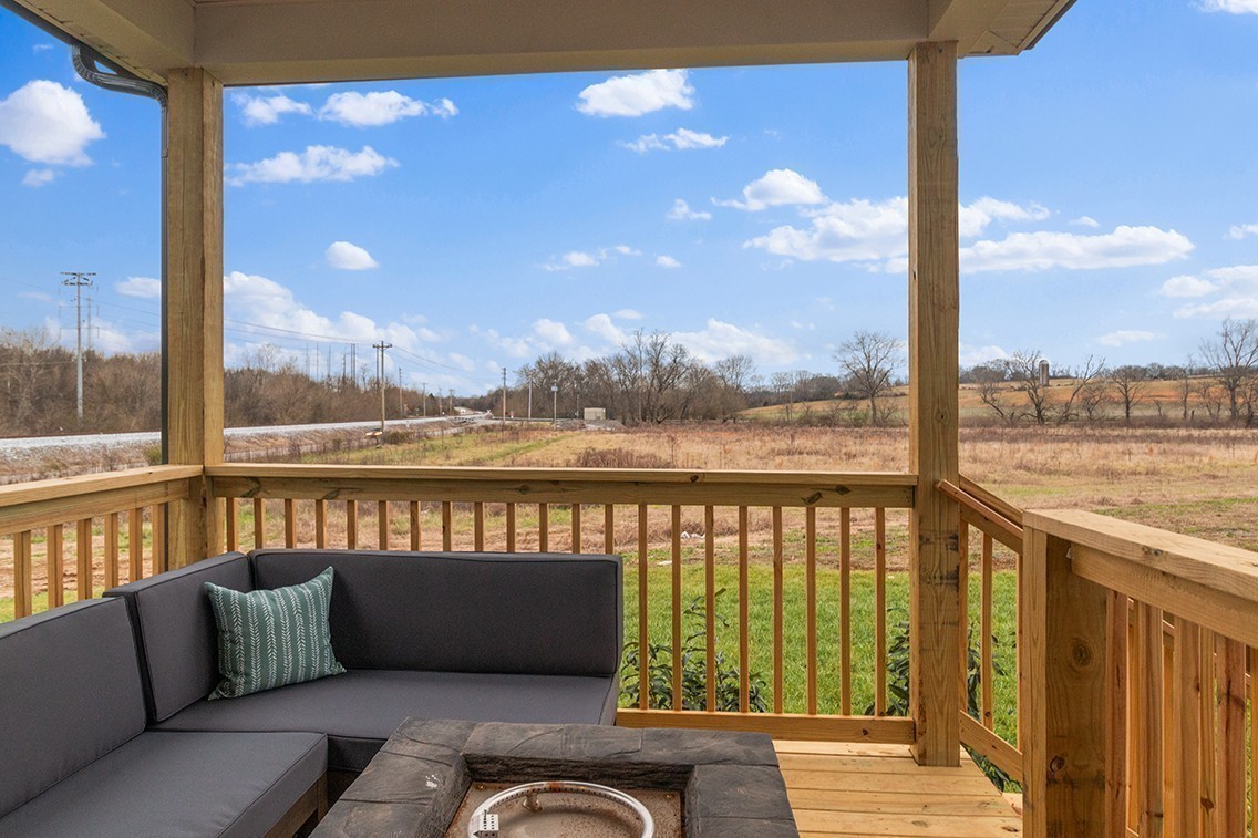 229 West Millbrook Drive Property Photo 40