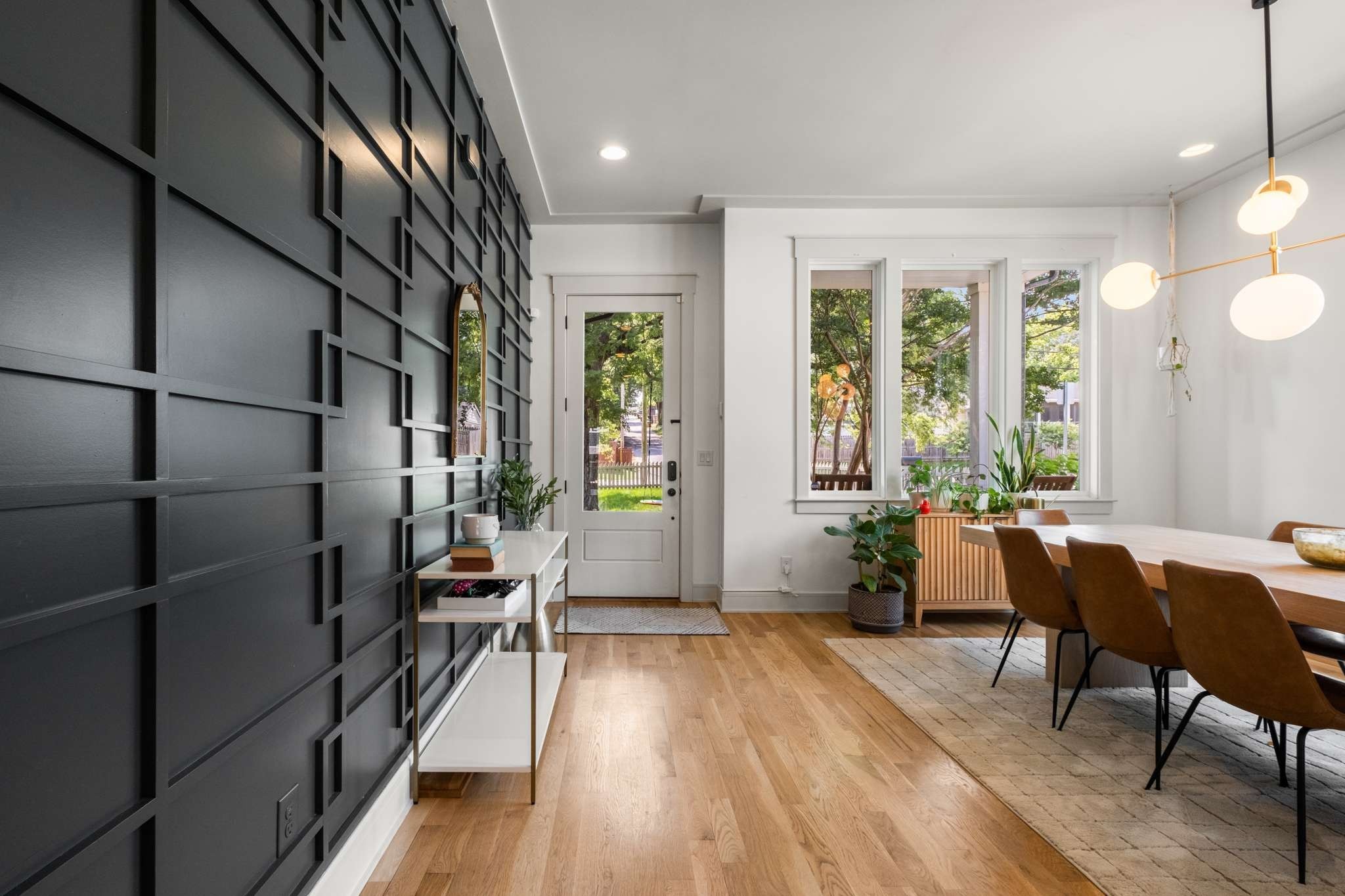2018 10th Ave, S Property Photo 8