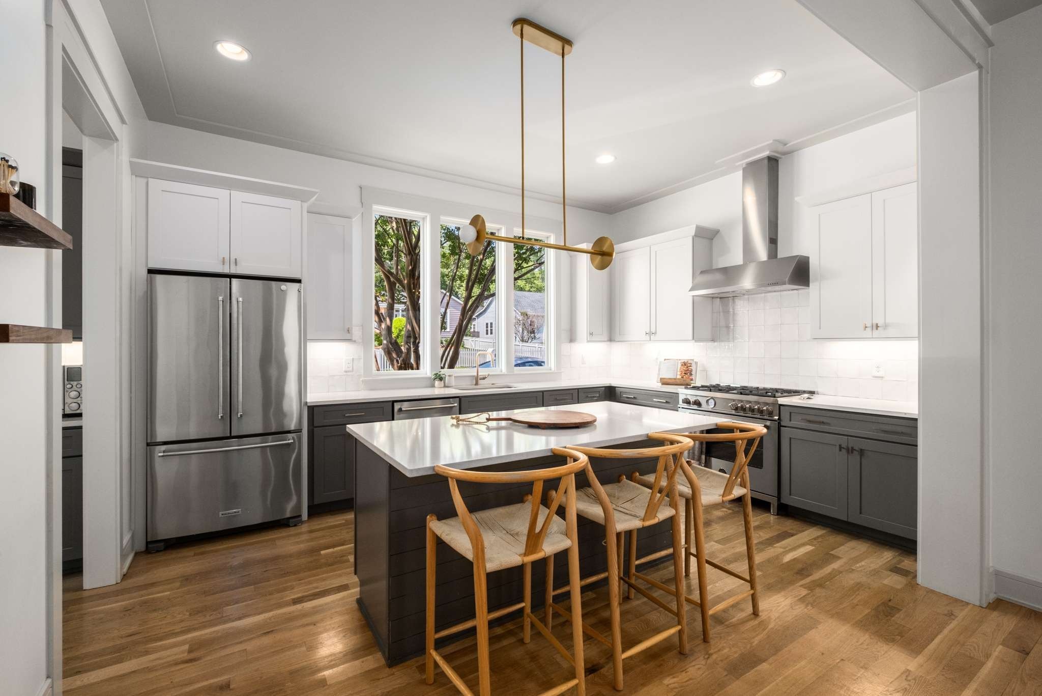 2018 10th Ave, S Property Photo 13