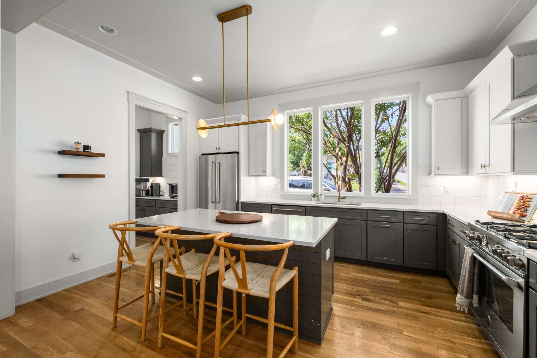 2018 10th Ave, S Property Photo 15