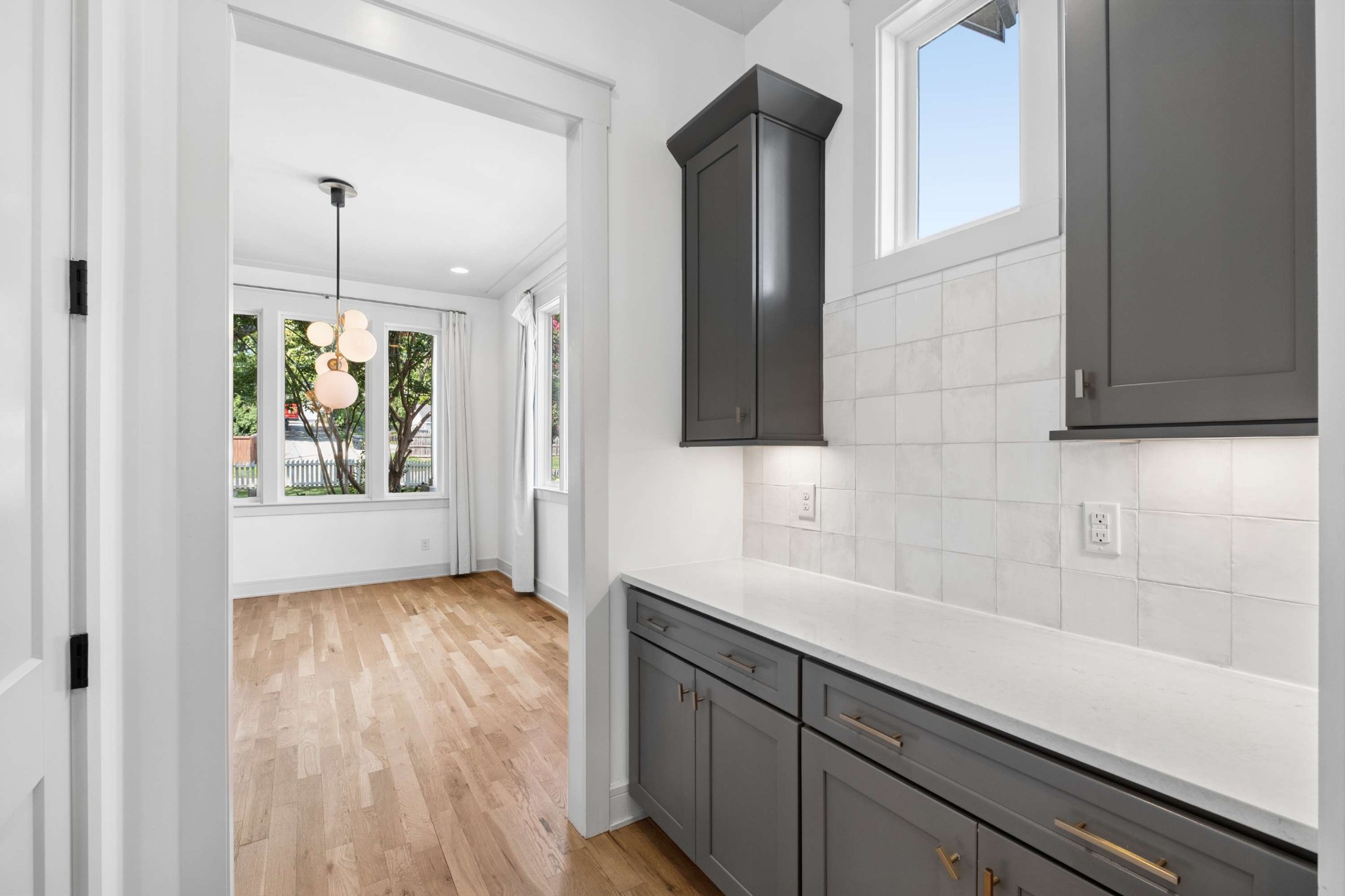 2018 10th Ave, S Property Photo 19