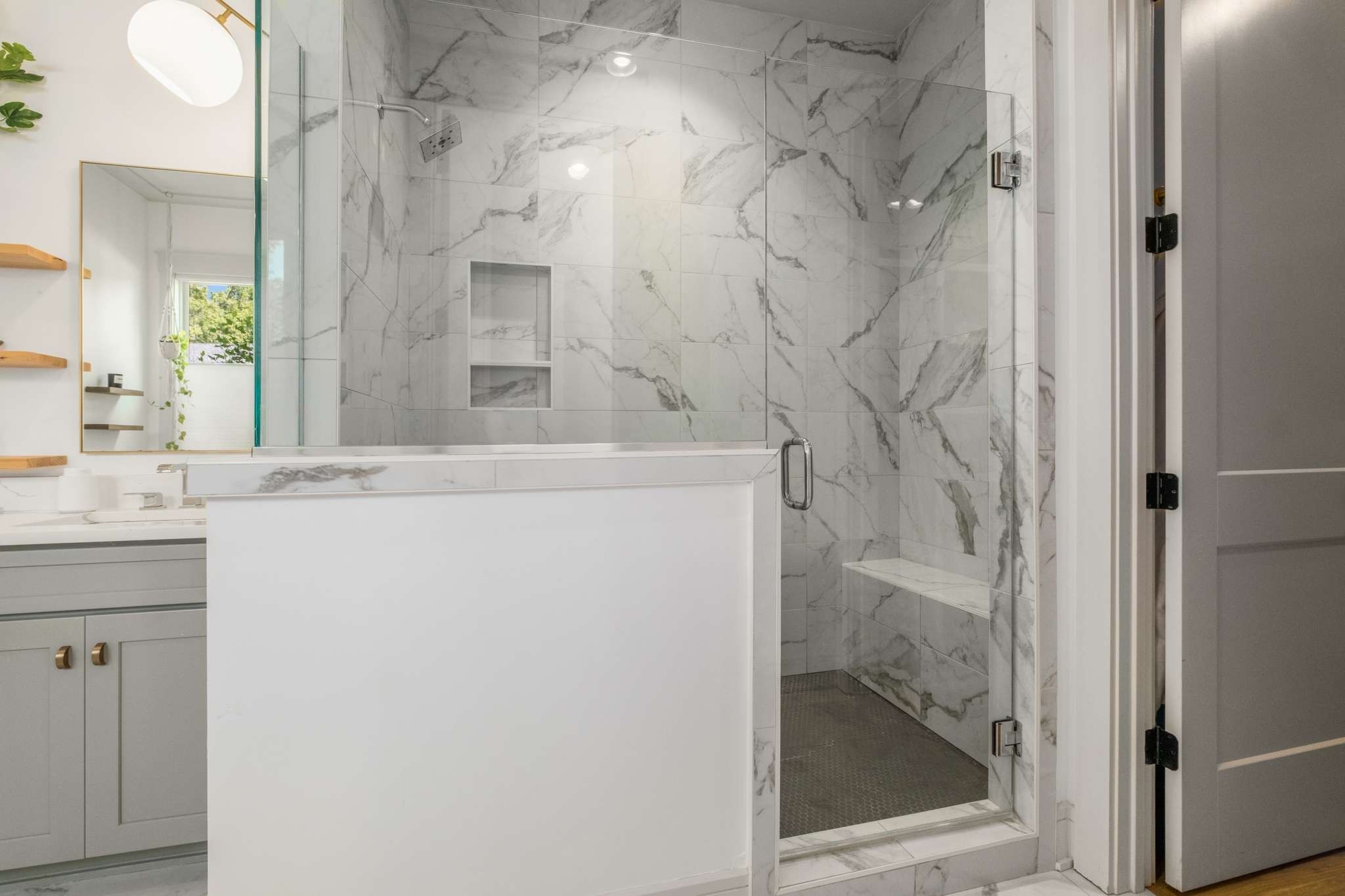 2018 10th Ave, S Property Photo 28
