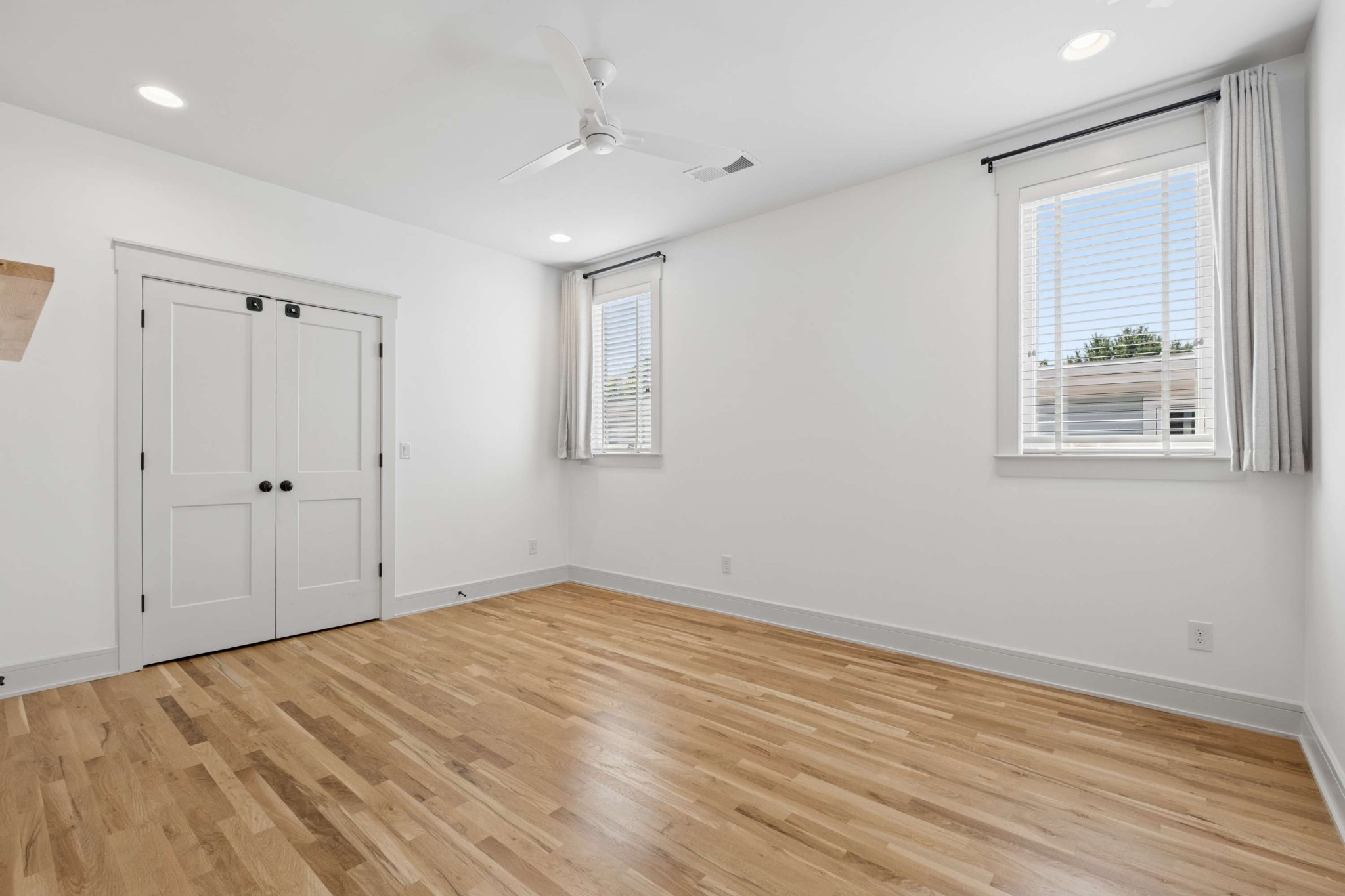 2018 10th Ave, S Property Photo 39