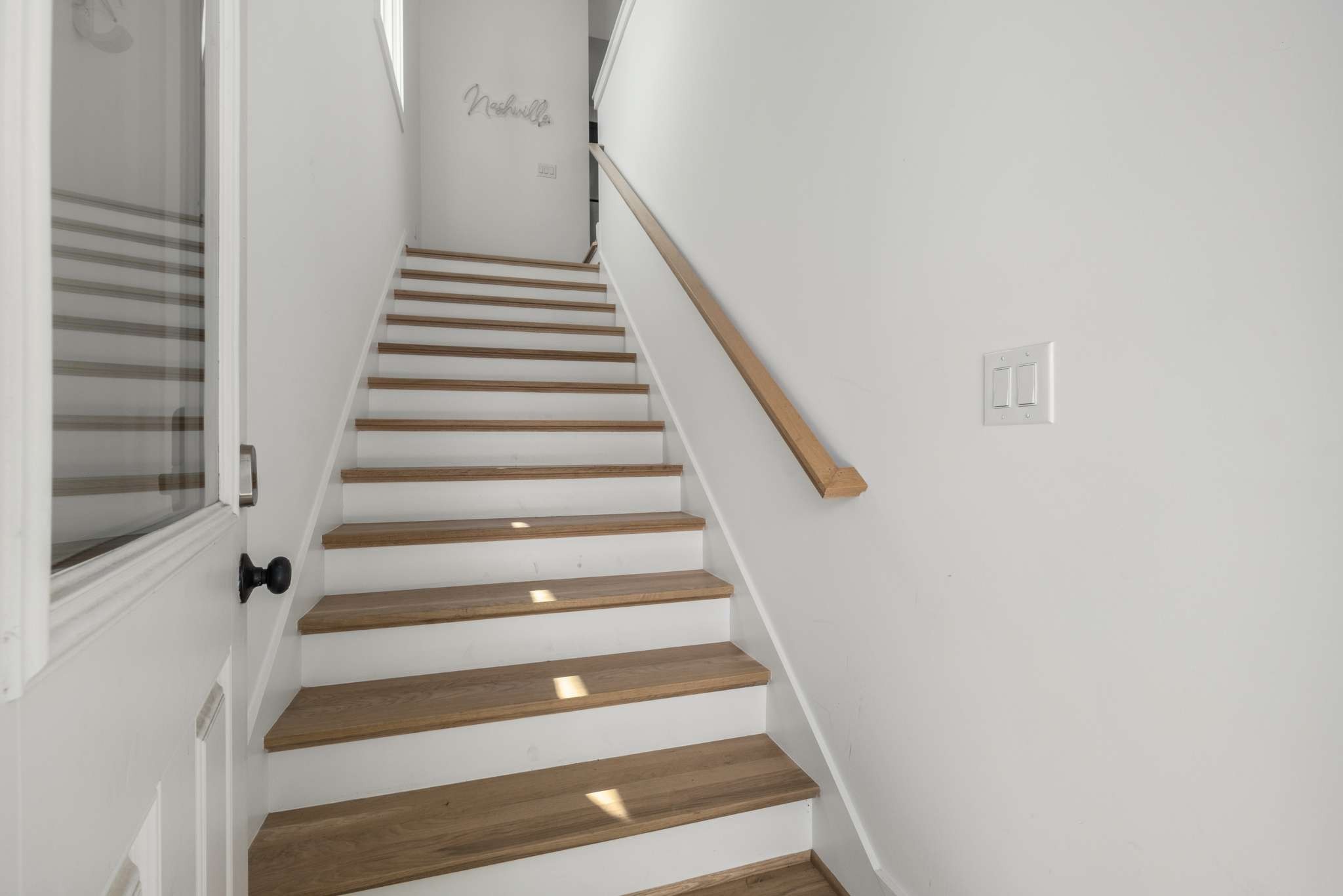 2018 10th Ave, S Property Photo 52