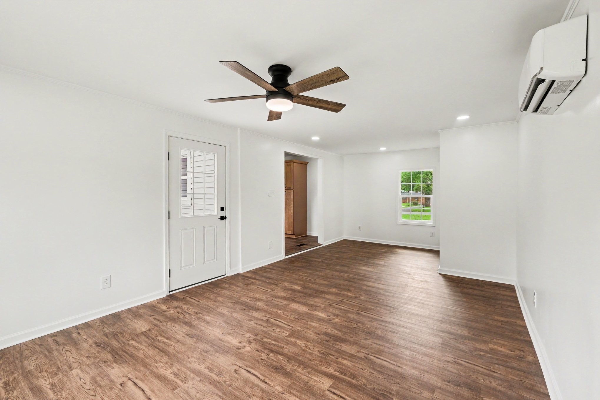 206 Bragg Cir Property Photo 9