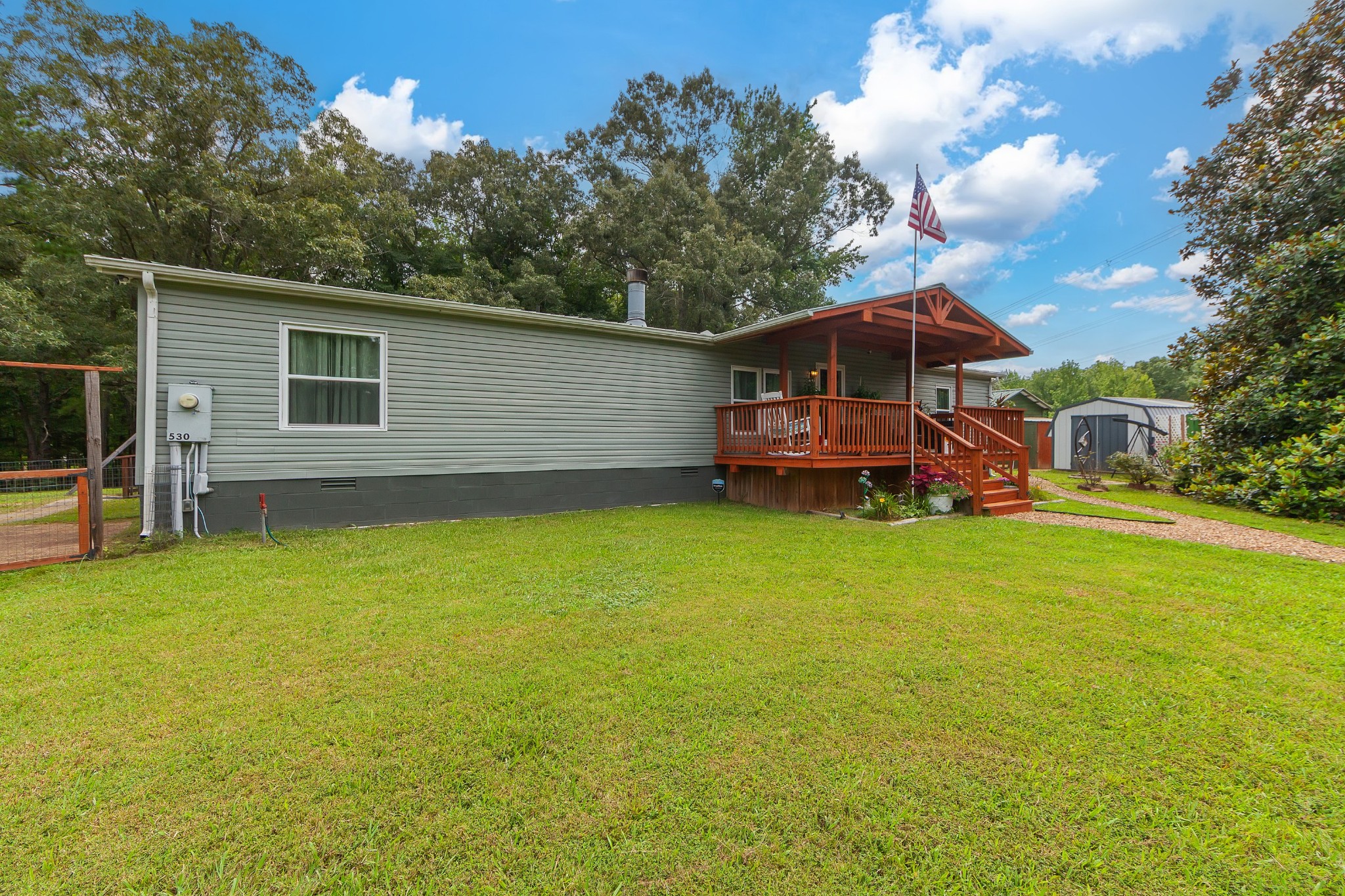 530 Douglas Ln Property Photo 23