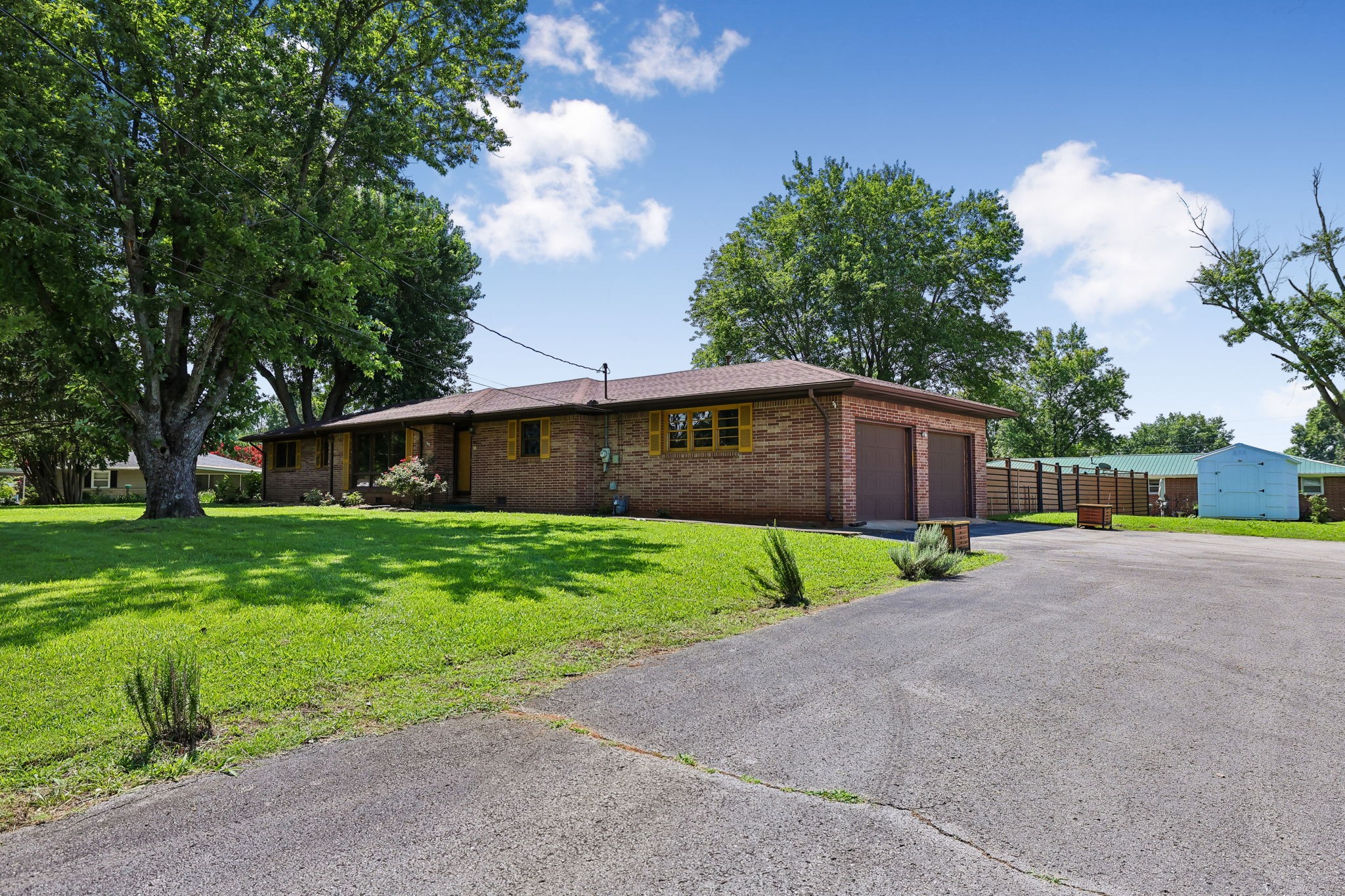 203 Kelly Dr Property Photo 5