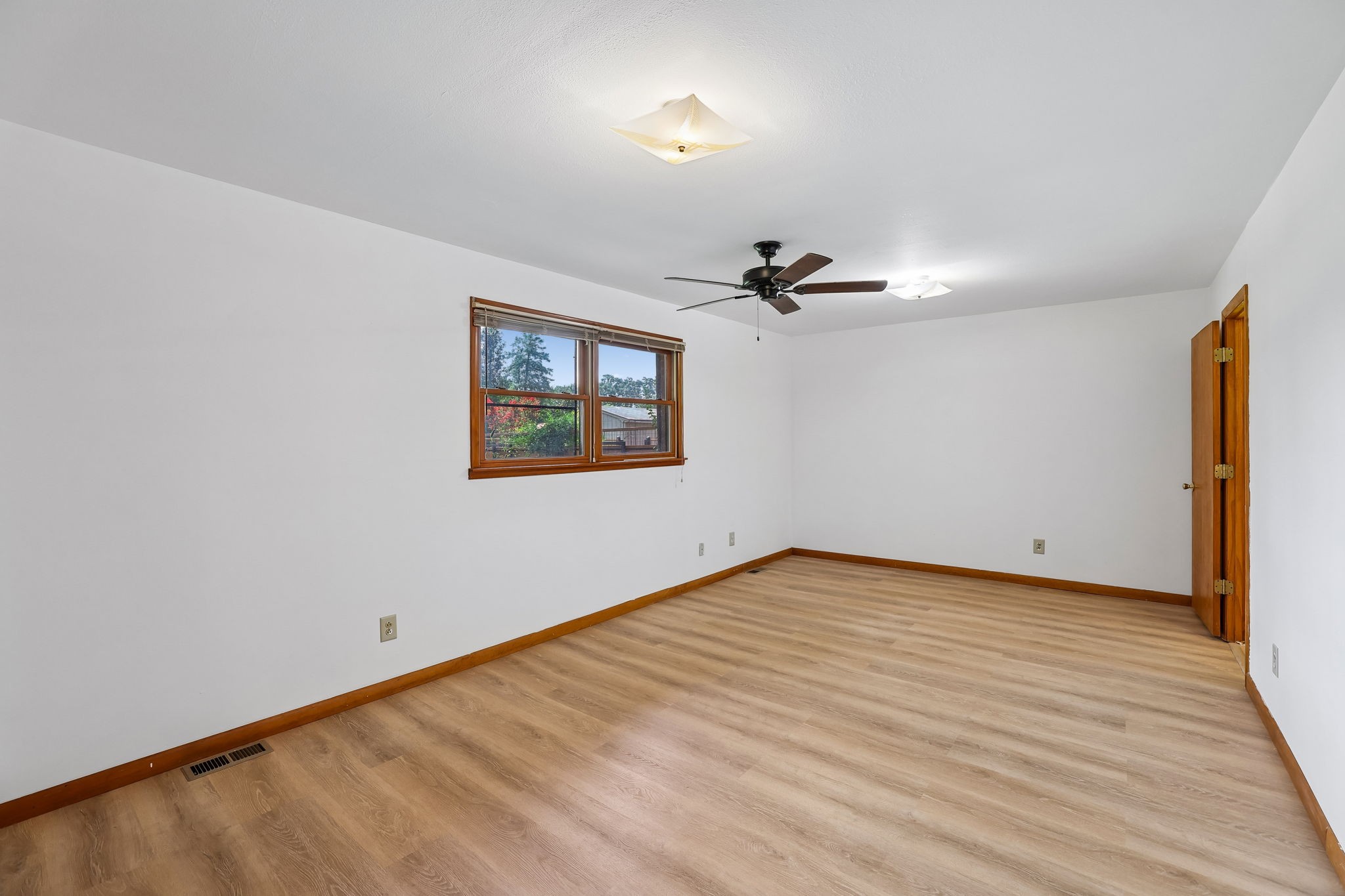 203 Kelly Dr Property Photo 30
