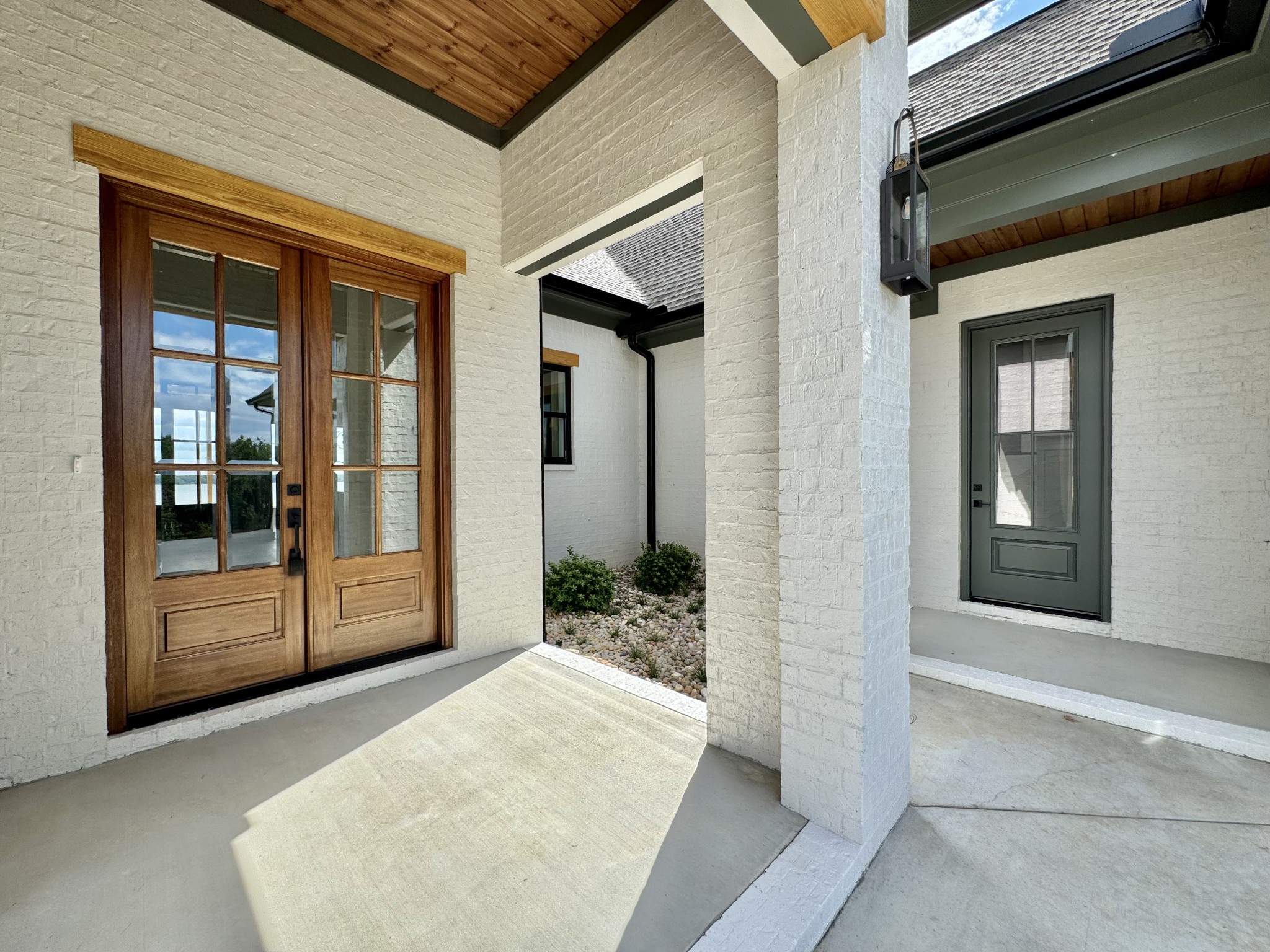 20 Natures Cove Property Photo 3