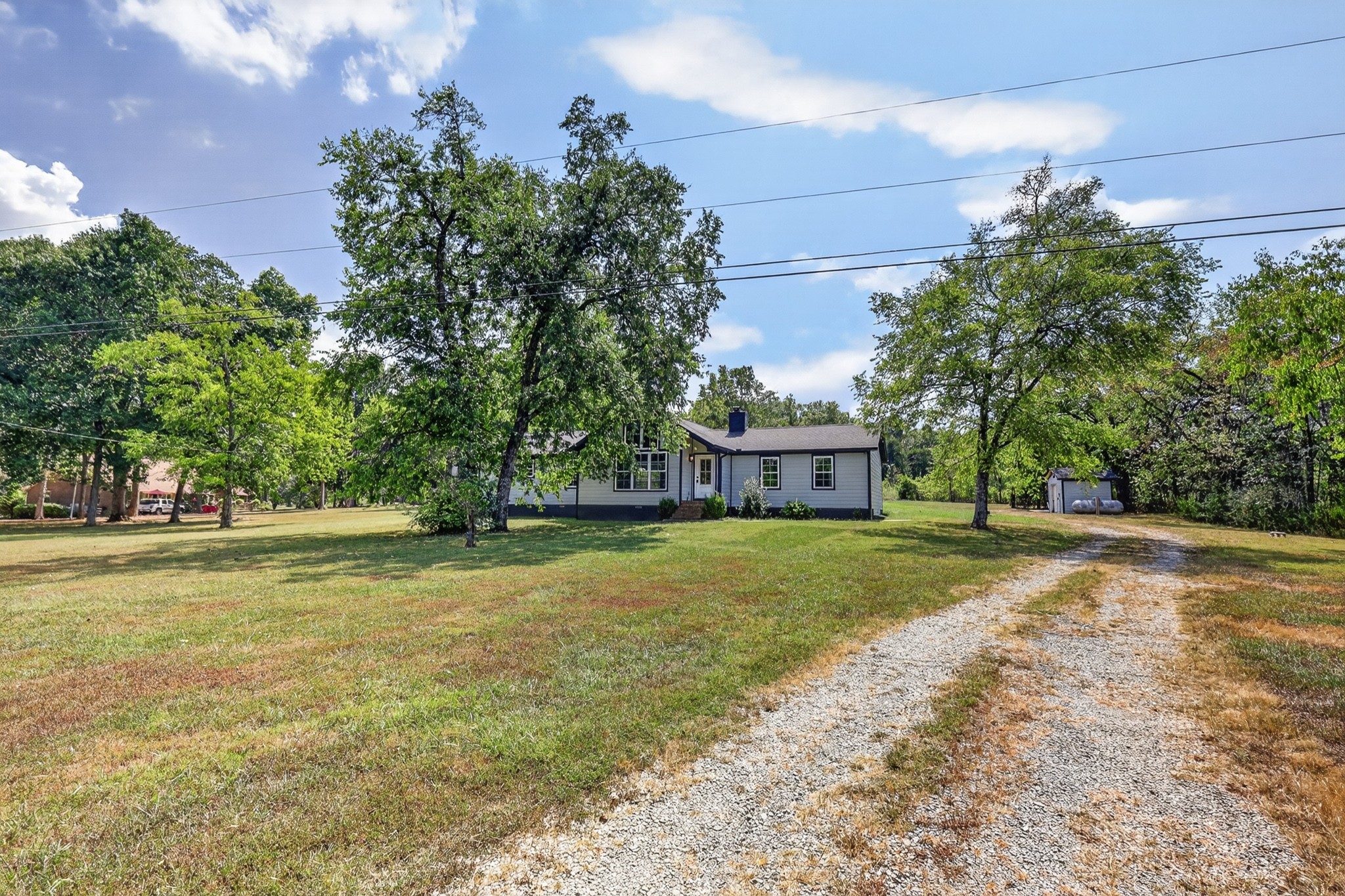 3194 Johnson Ln Property Photo 3