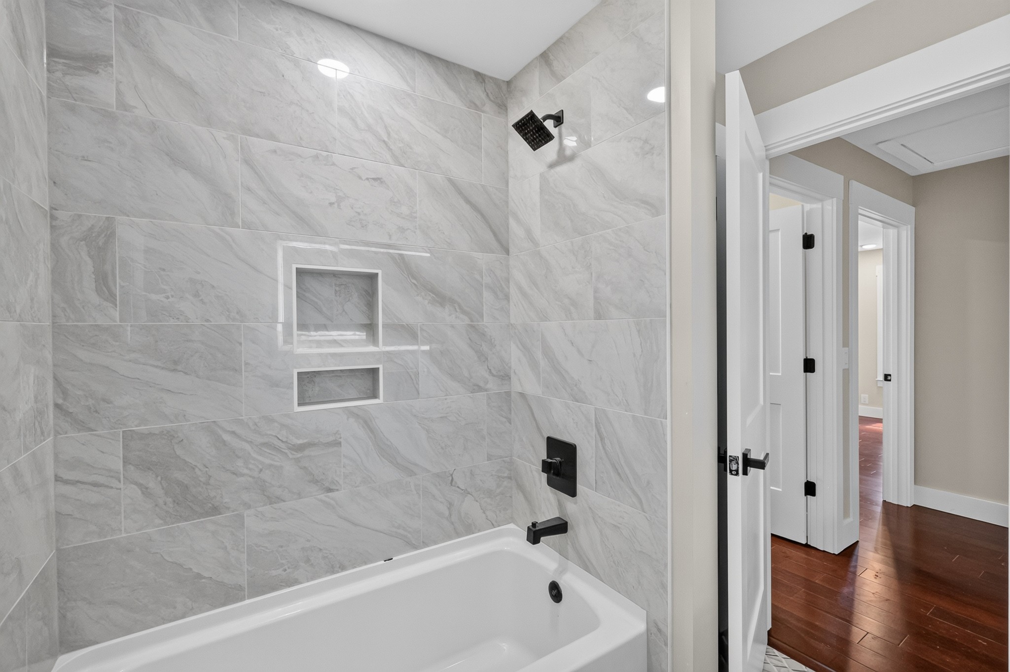 3194 Johnson Ln Property Photo 32