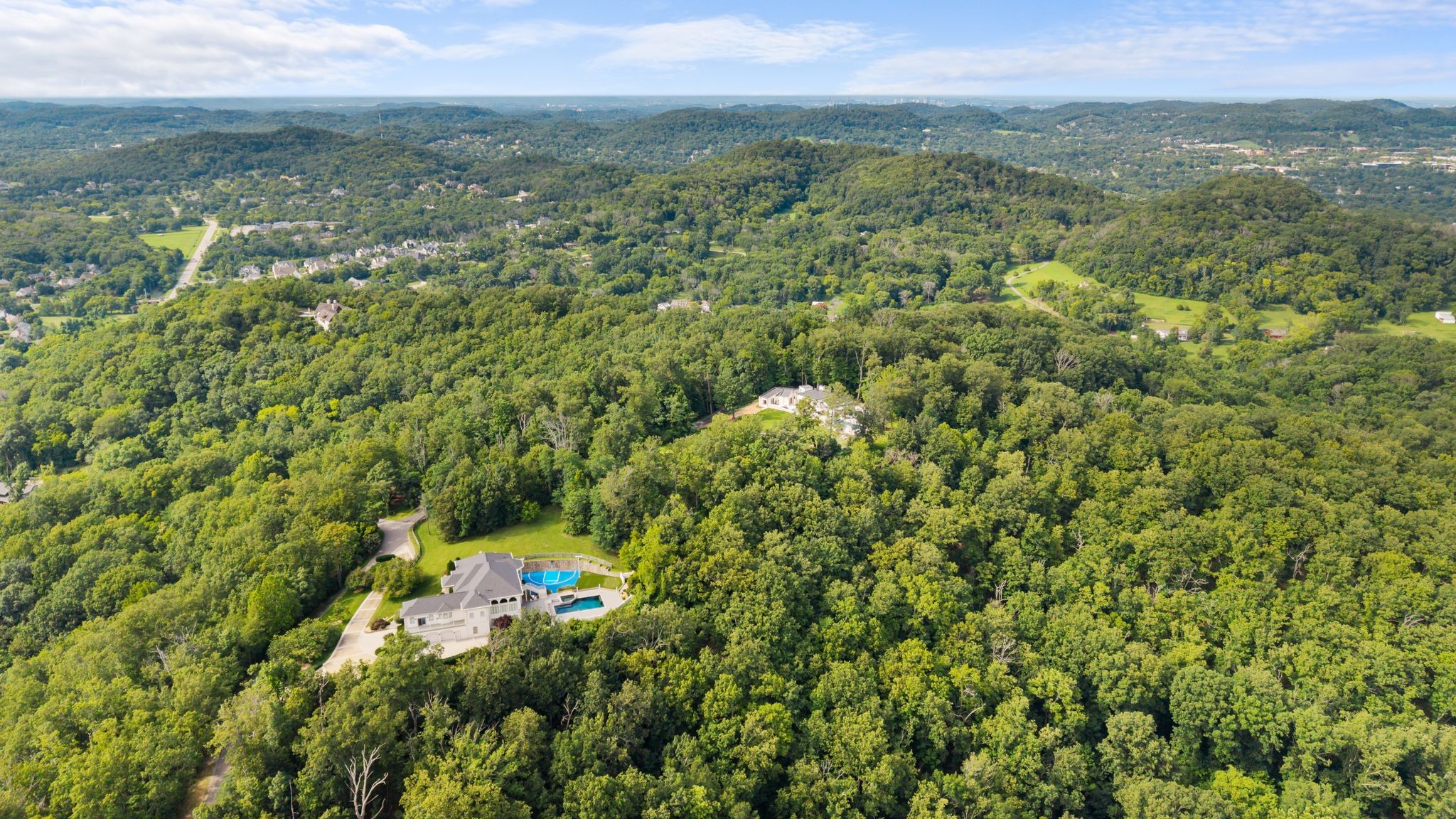 730 Valhalla Ln