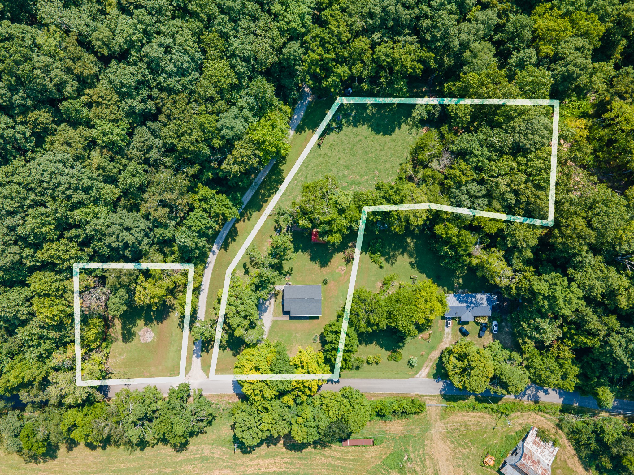 755 Briar Pond Rd Property Photo 2