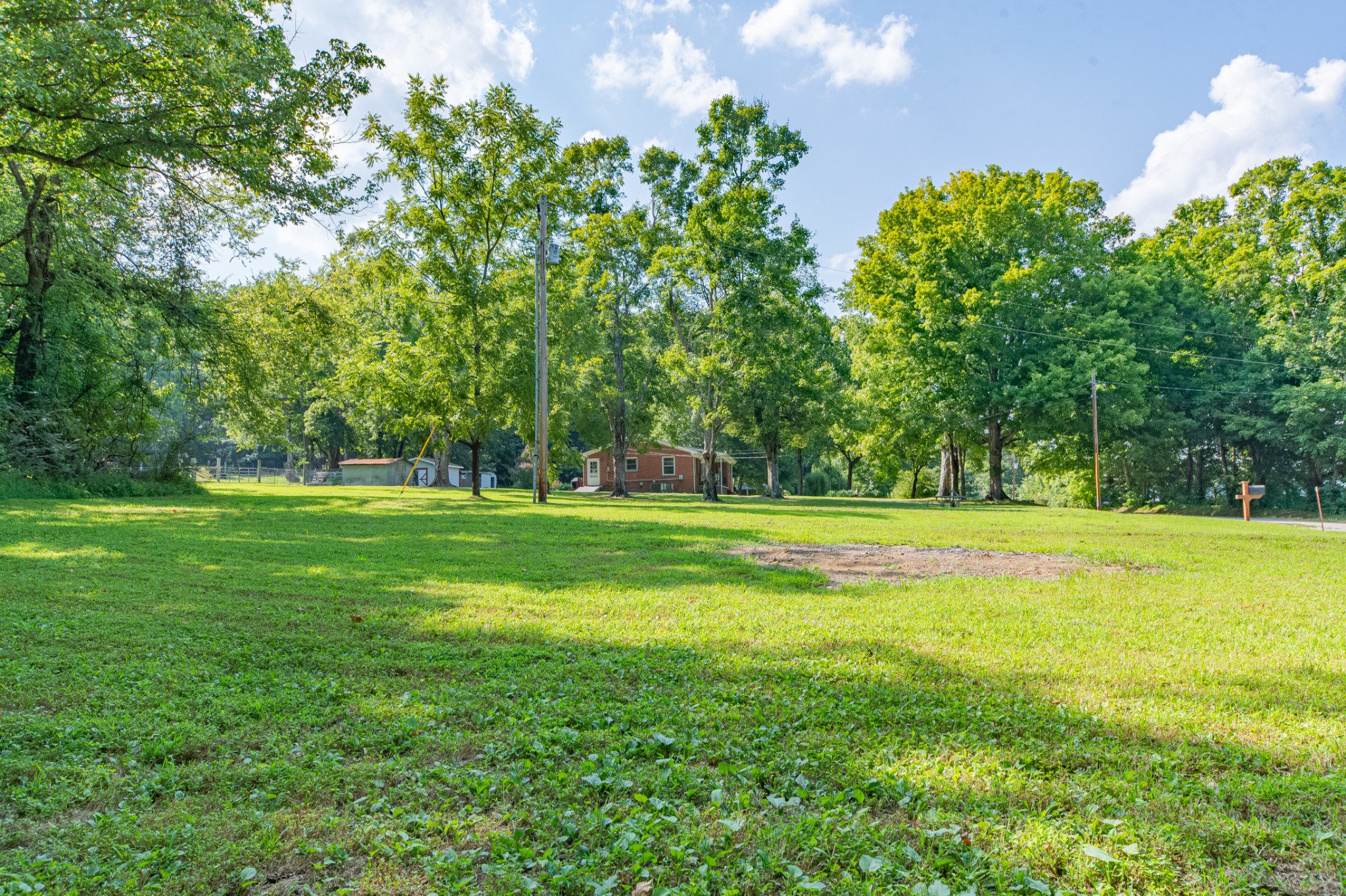 755 Briar Pond Rd Property Photo 5