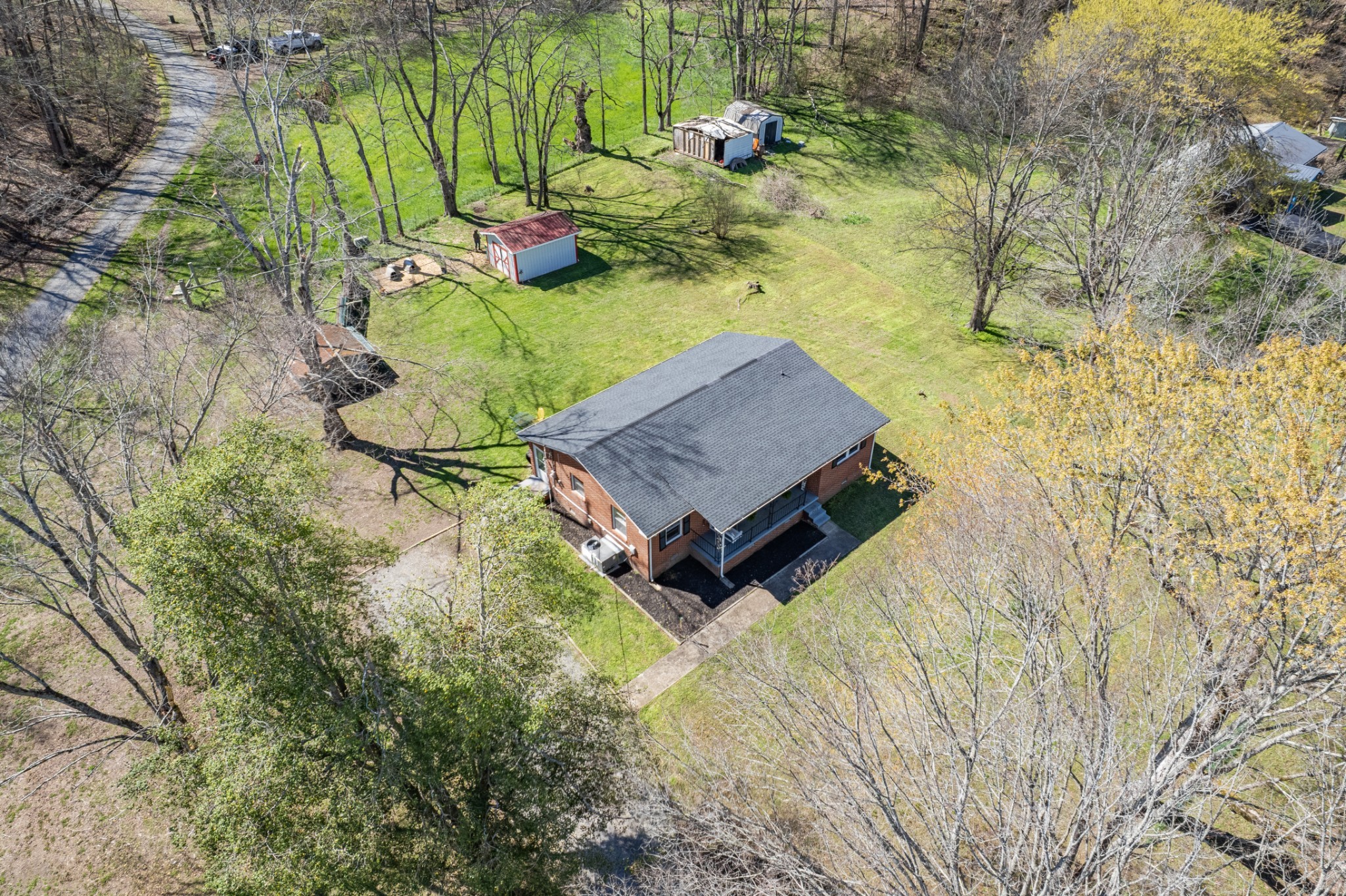 755 Briar Pond Rd Property Photo 9