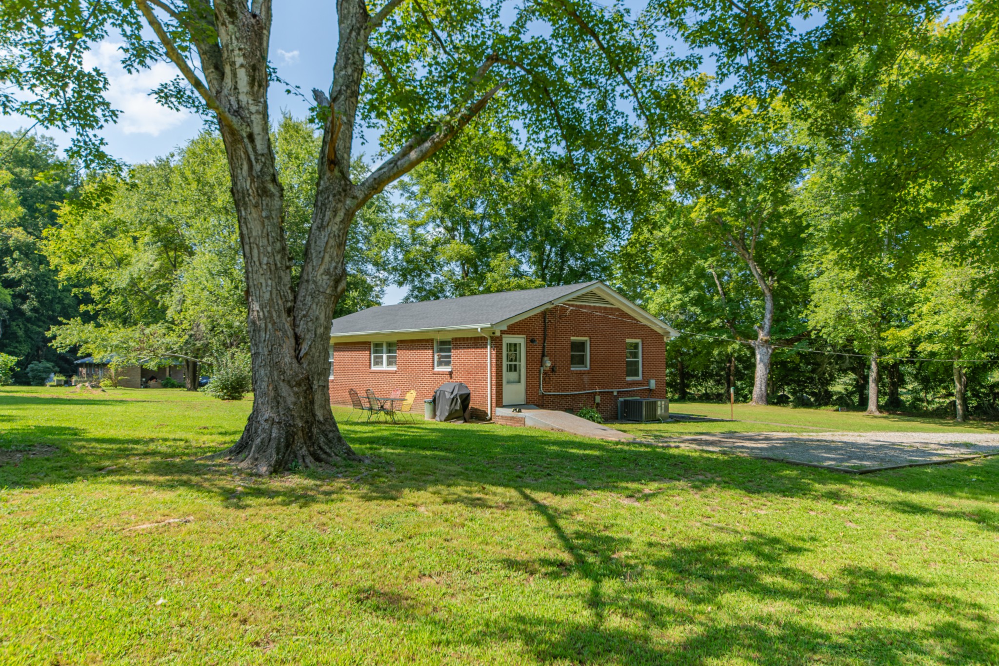 755 Briar Pond Rd Property Photo 16