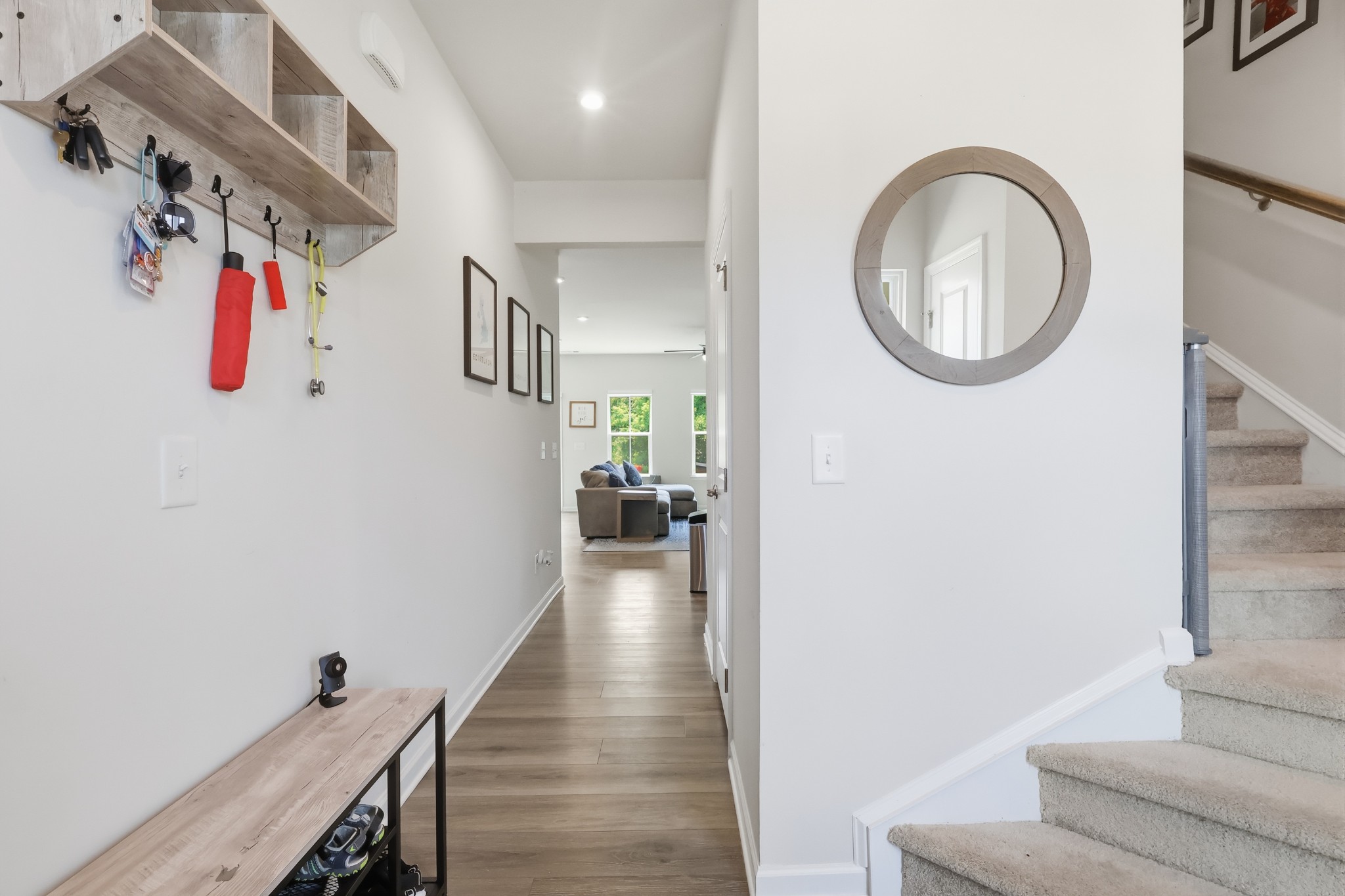 1099 Duncan St Property Photo 3