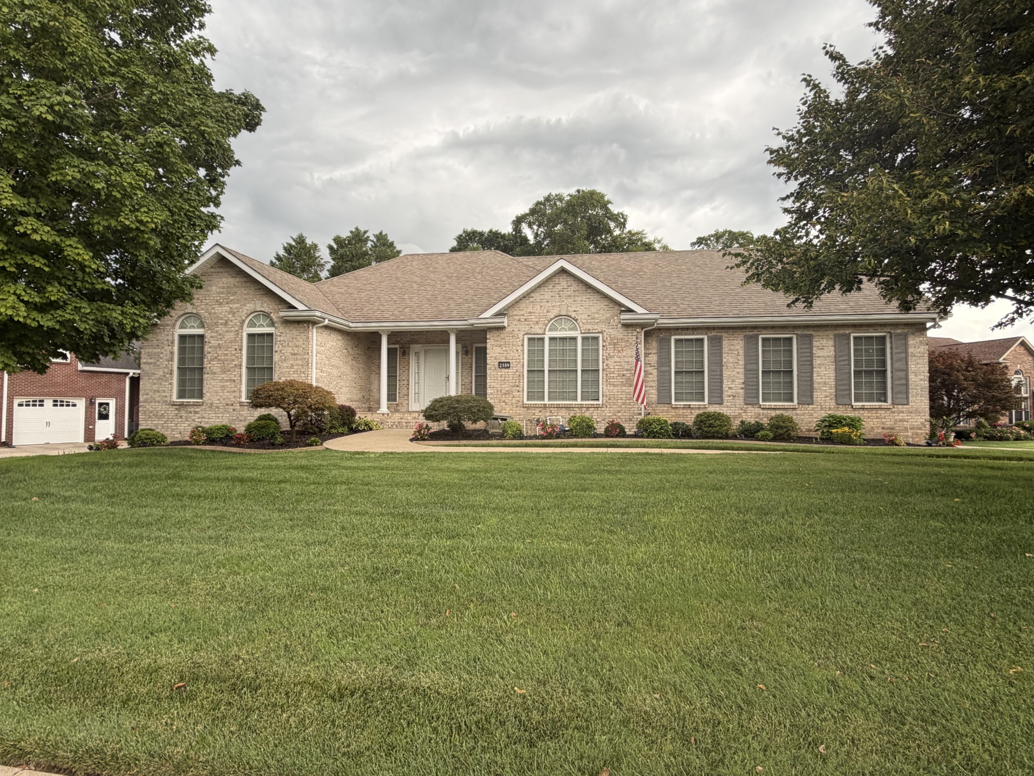 2559 Hedgerow Ln Property Photo 1