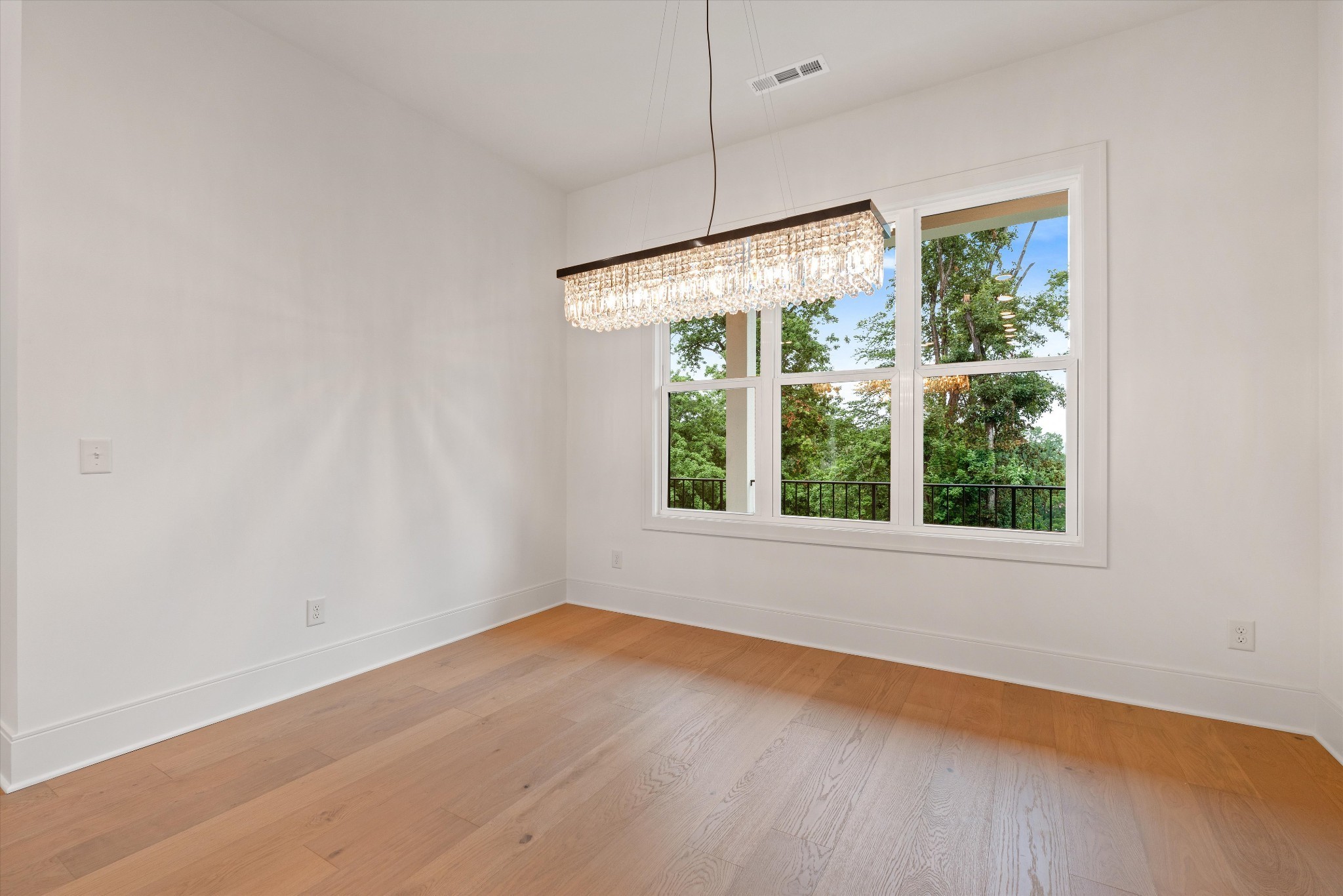 342 Raintree Drive Property Photo 32