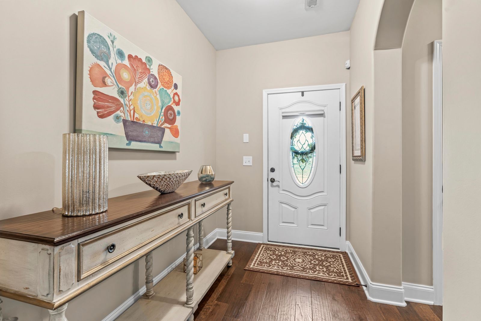 1115 Marys Pl Property Photo 4