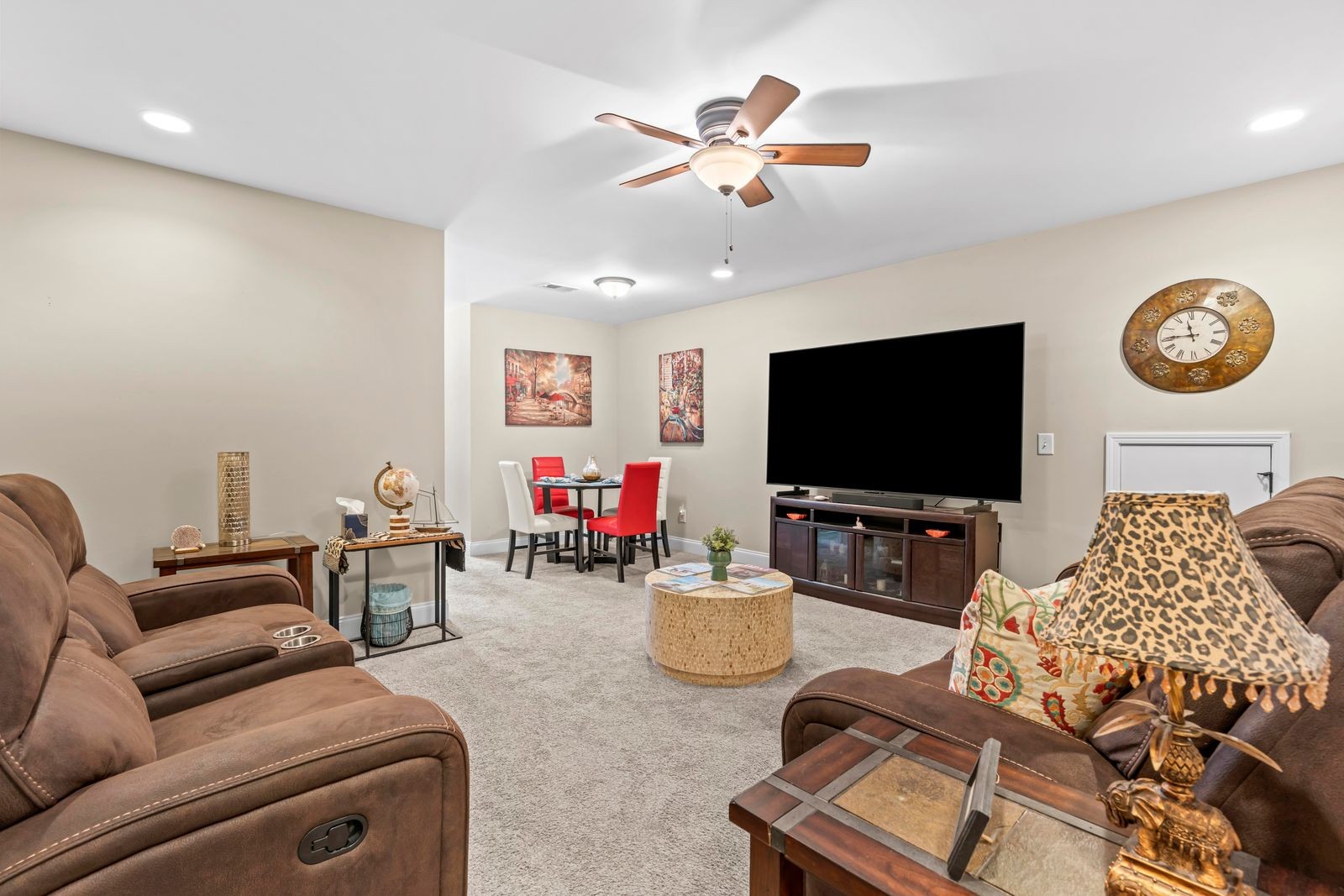 1115 Marys Pl Property Photo 20