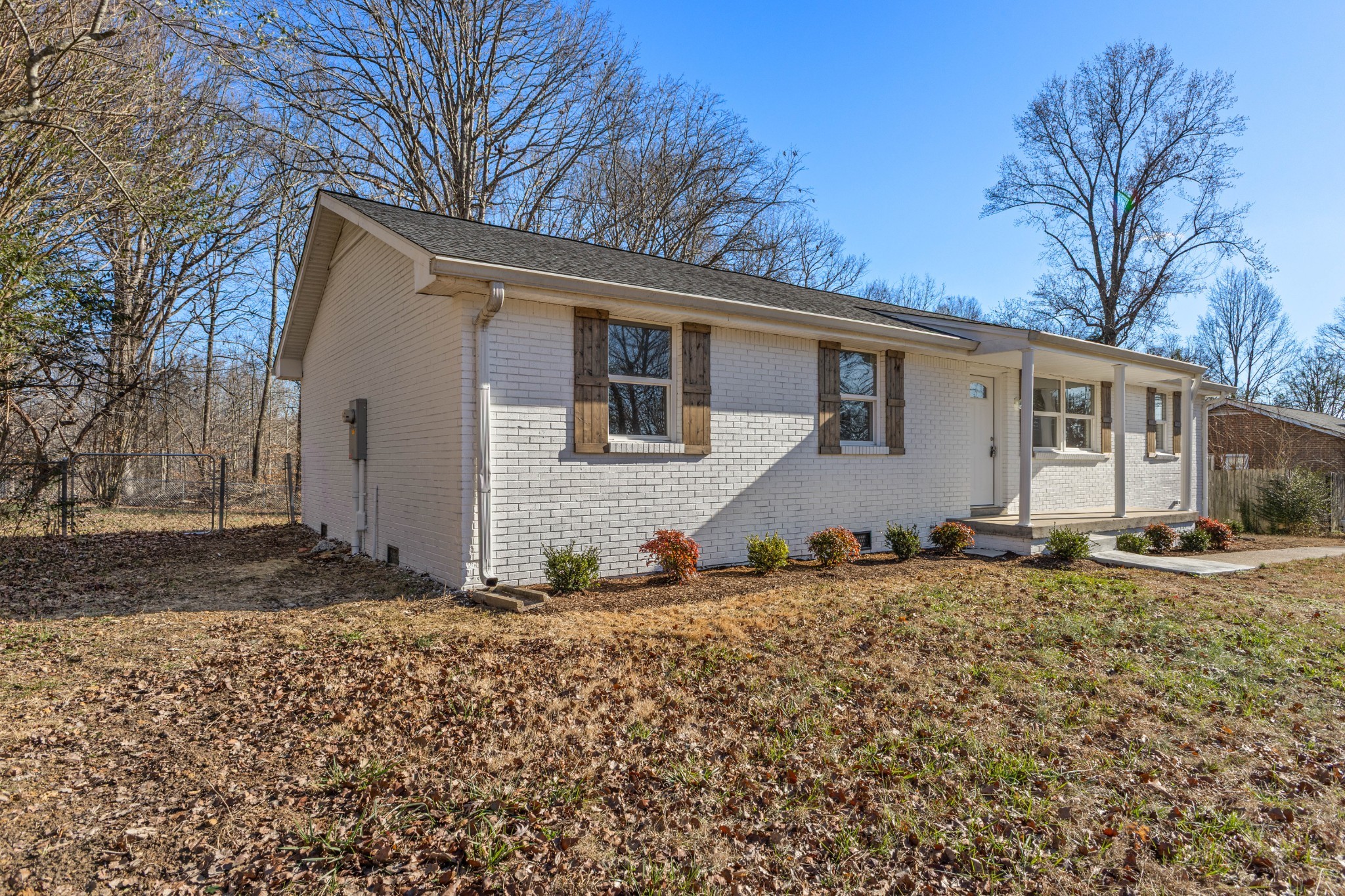 1029 Granada Rd Property Photo 1