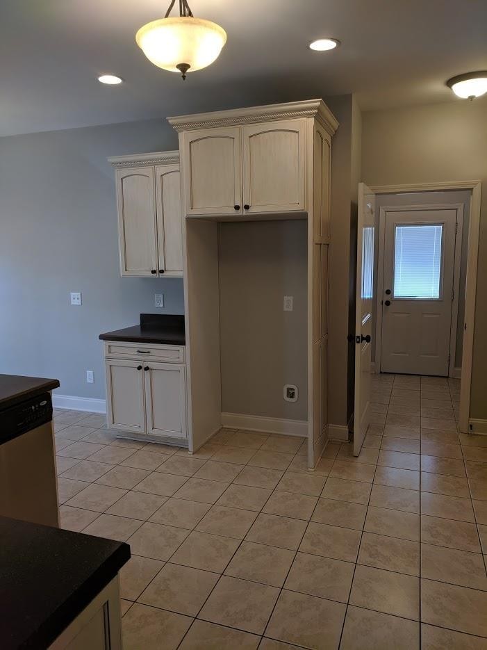 209 Artesa Dr Property Photo 9
