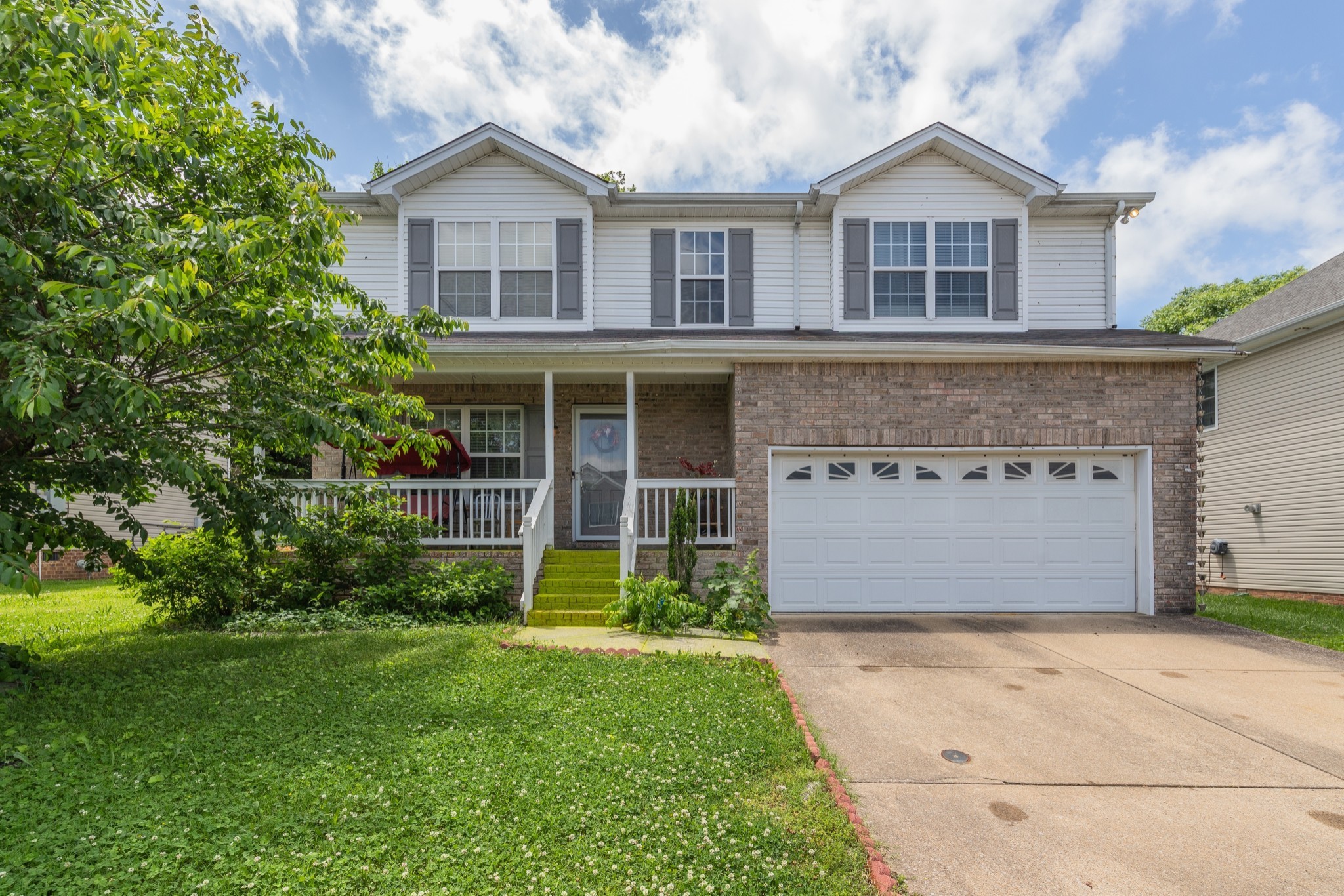 1157 Blairfield Dr Property Photo 1