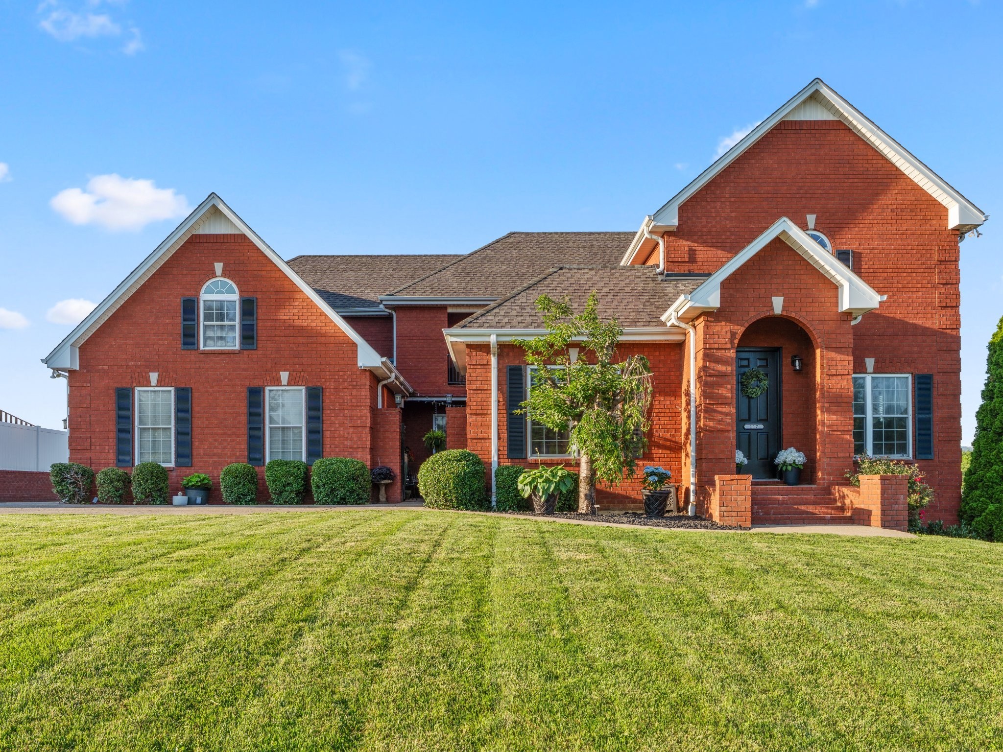 117 Pin Oak Dr Property Photo 1