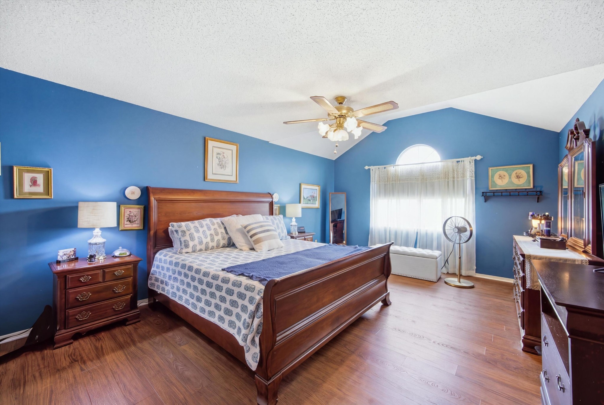 2727 Windthrush Drive Property Photo 16