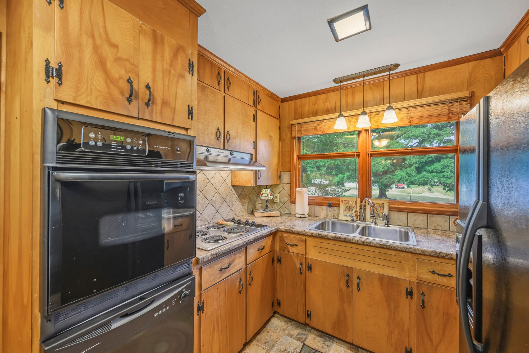 783 N Broad St Property Photo 15