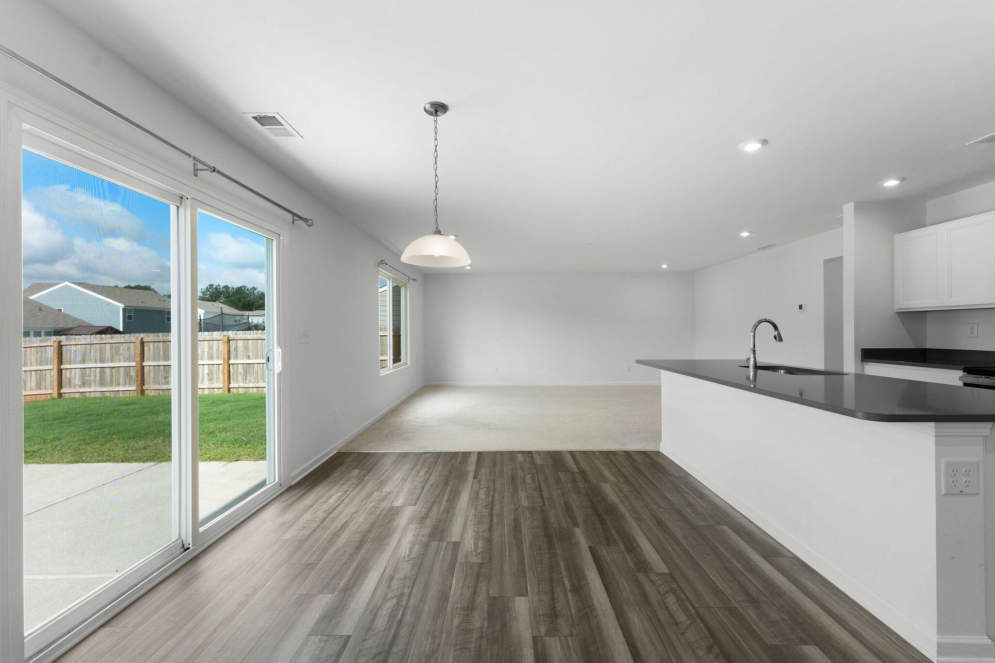 1010 Blossom Lane Property Photo 10