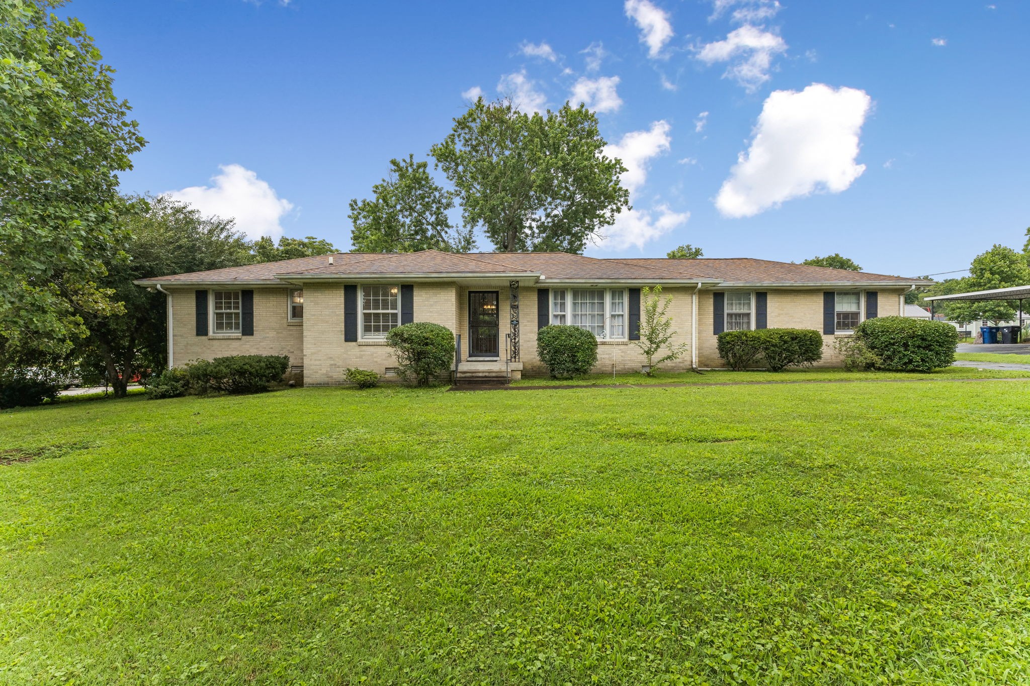 3005 Sheddan Dr Property Photo 1
