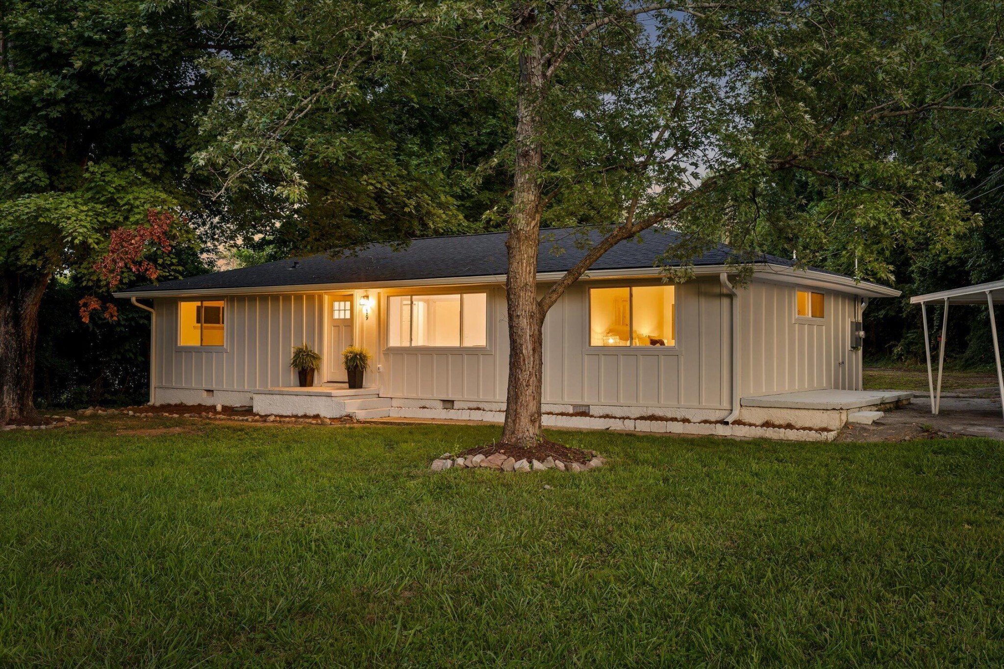 19 Shuler Lane Property Photo 2