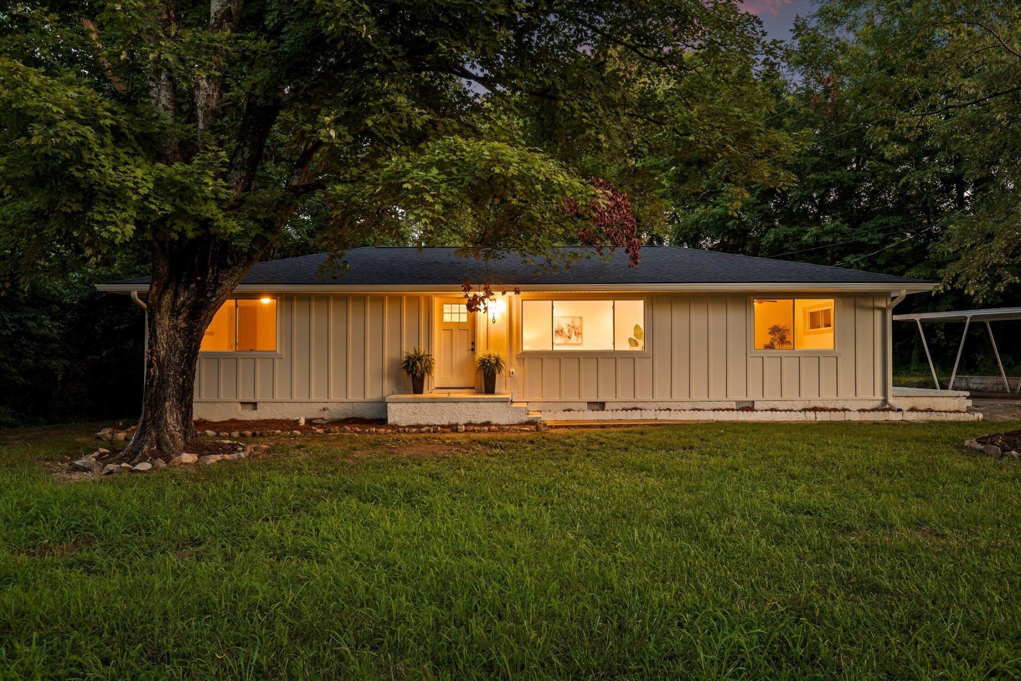 19 Shuler Lane Property Photo 3