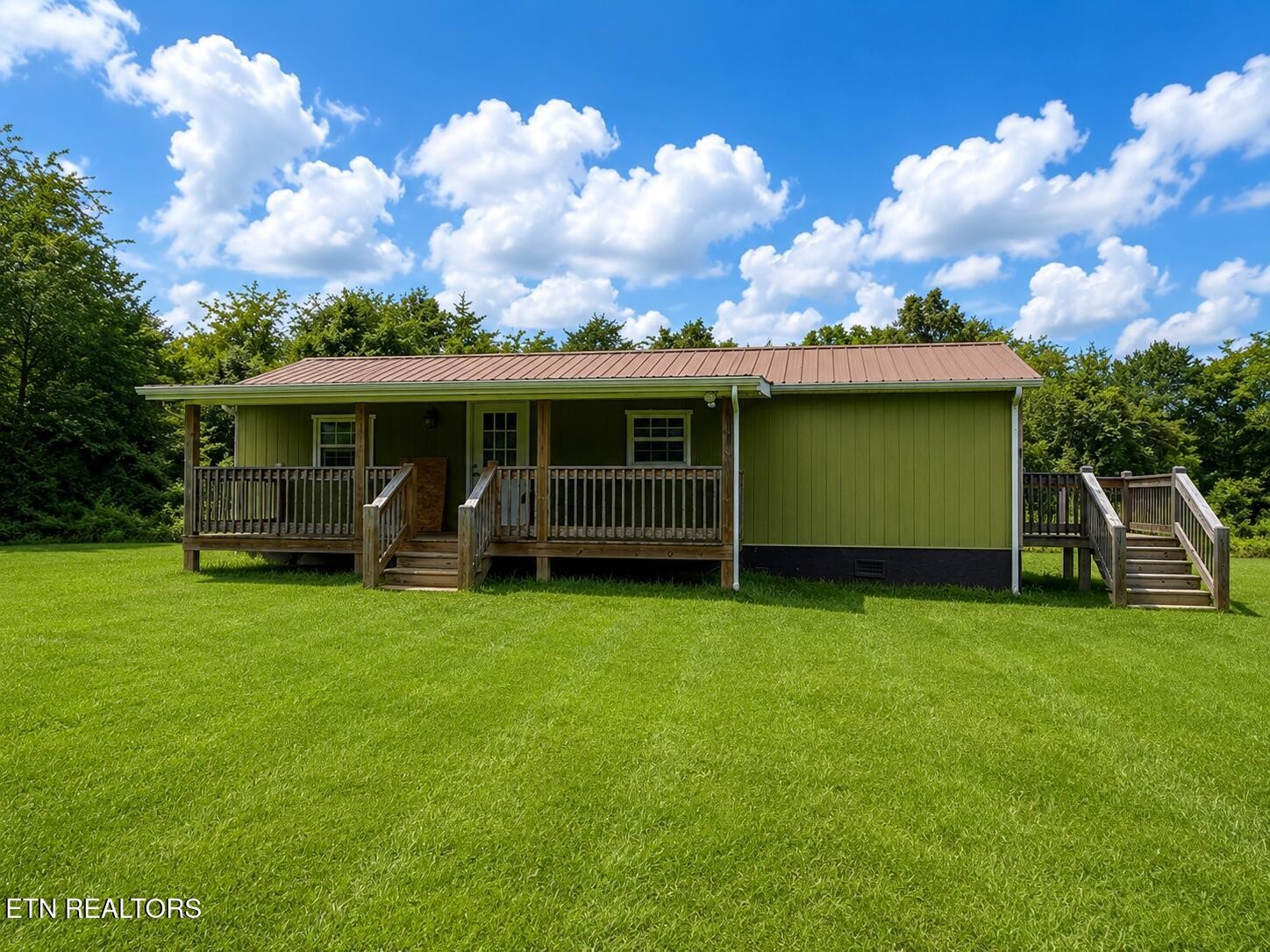 868 Fritzsche Loop Property Photo 3