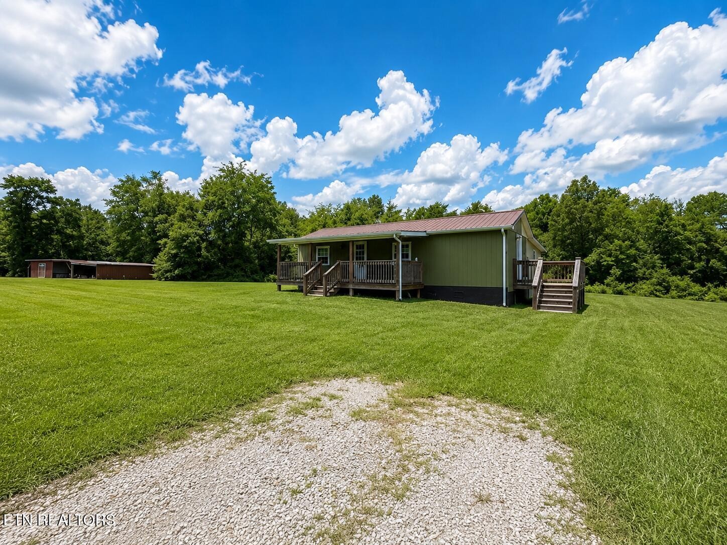 868 Fritzsche Loop Property Photo 4