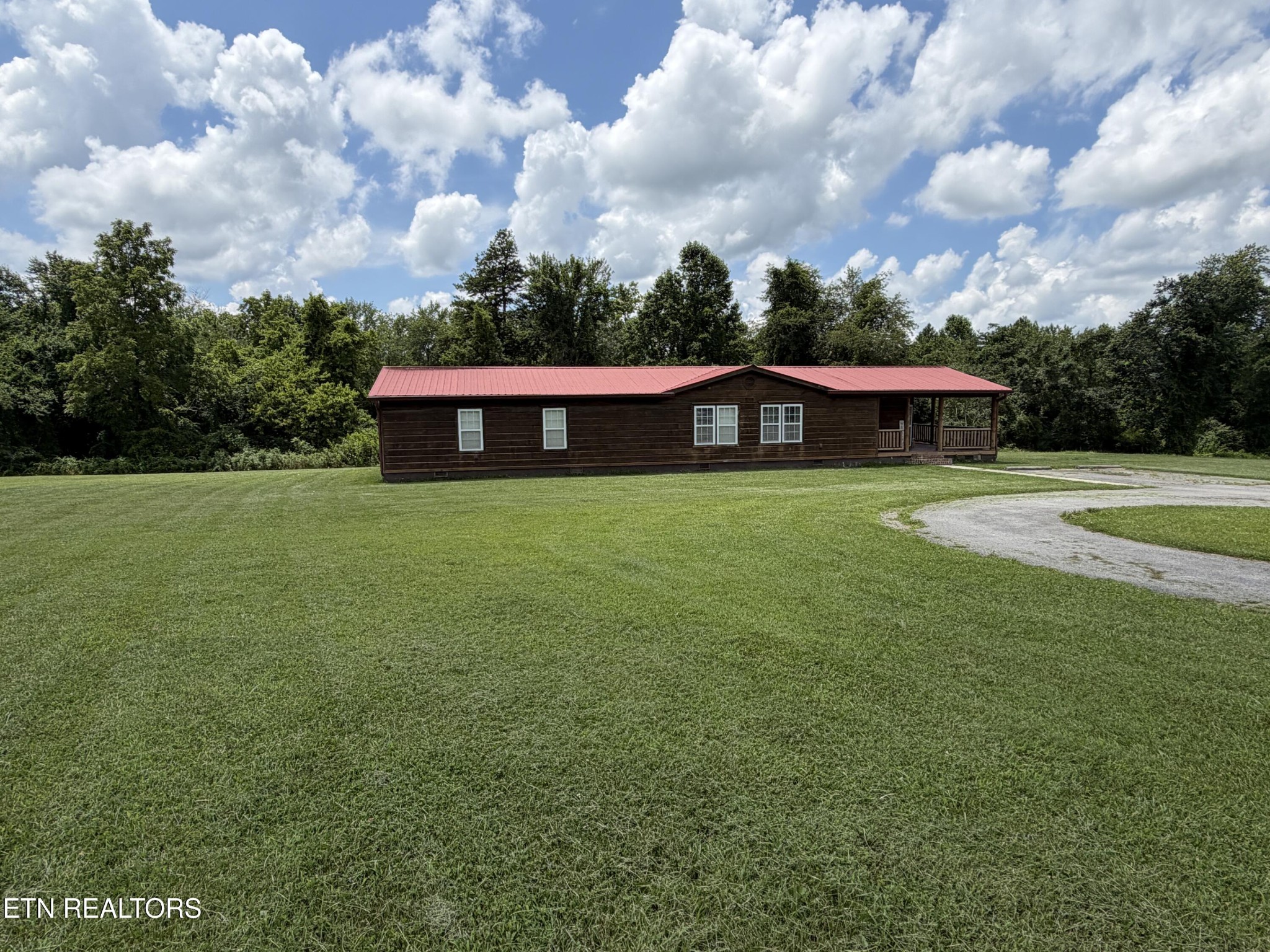 868 Fritzsche Loop Property Photo 9