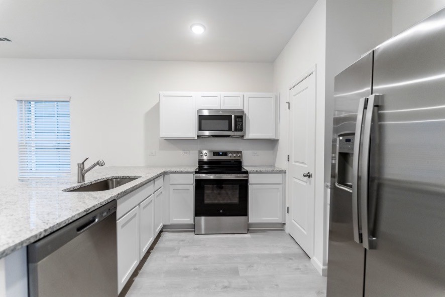 19 Stonehenge Circle, Nw Property Photo 4