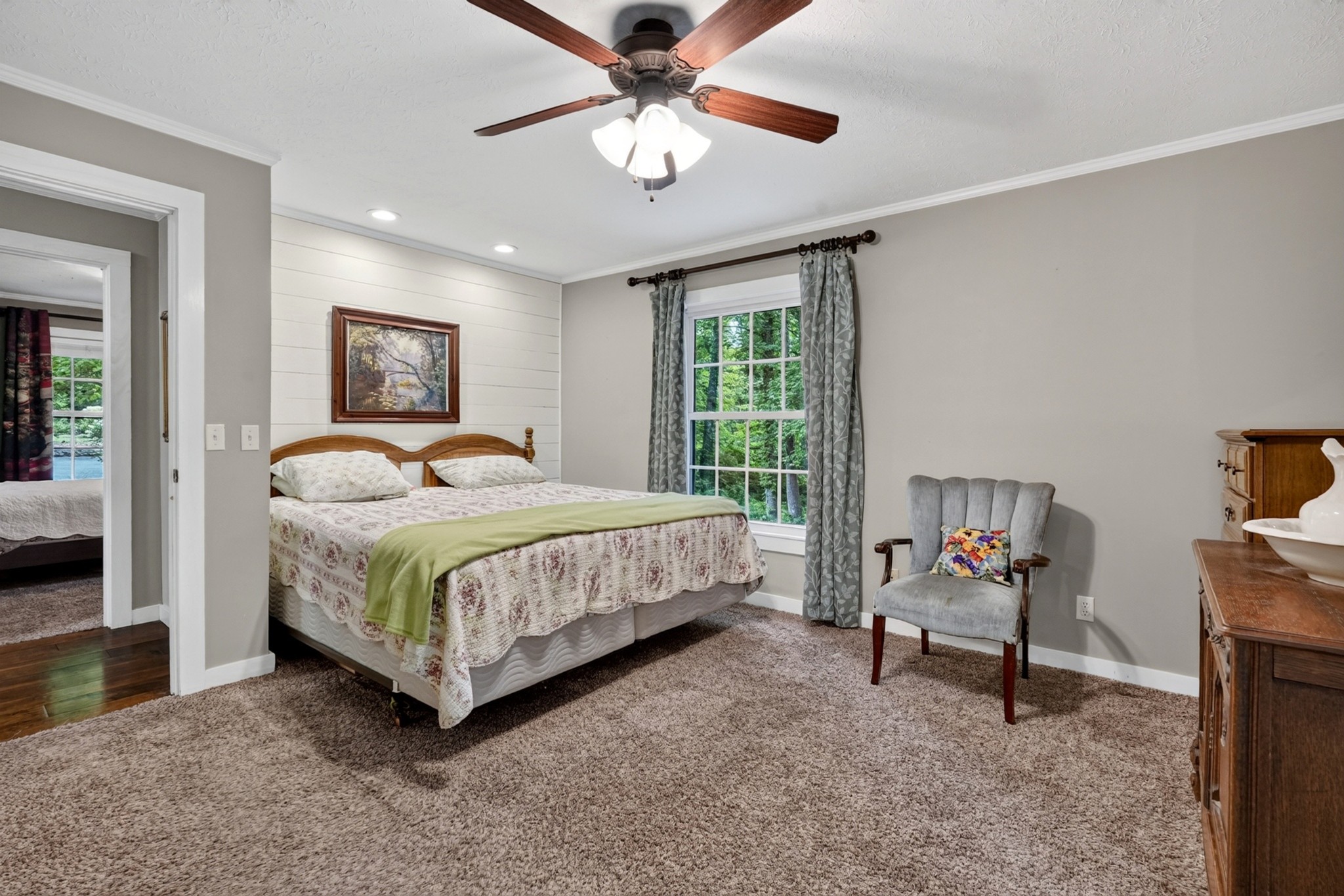 1545 Little John Ln Property Photo 29