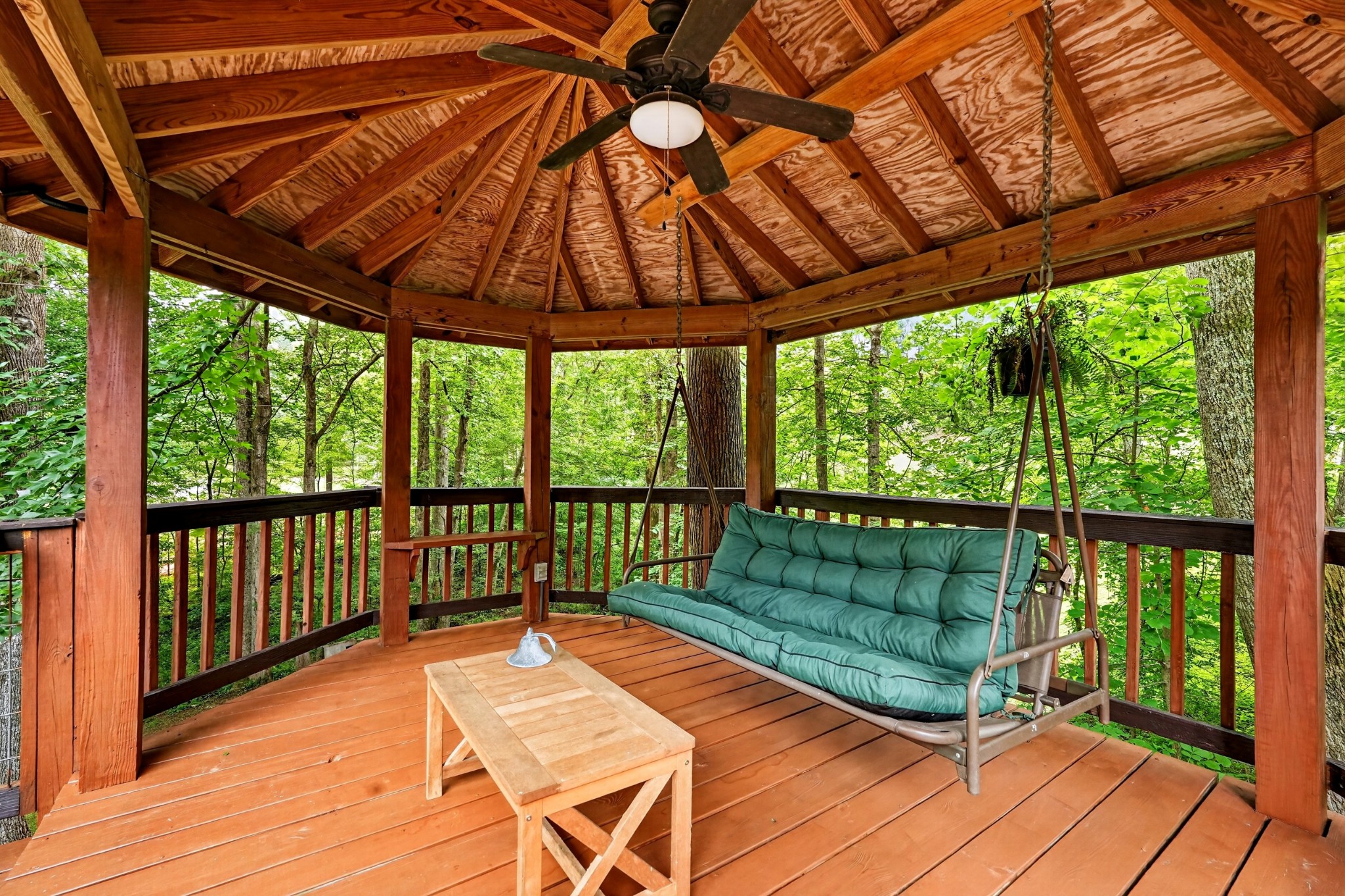 1545 Little John Ln Property Photo 35