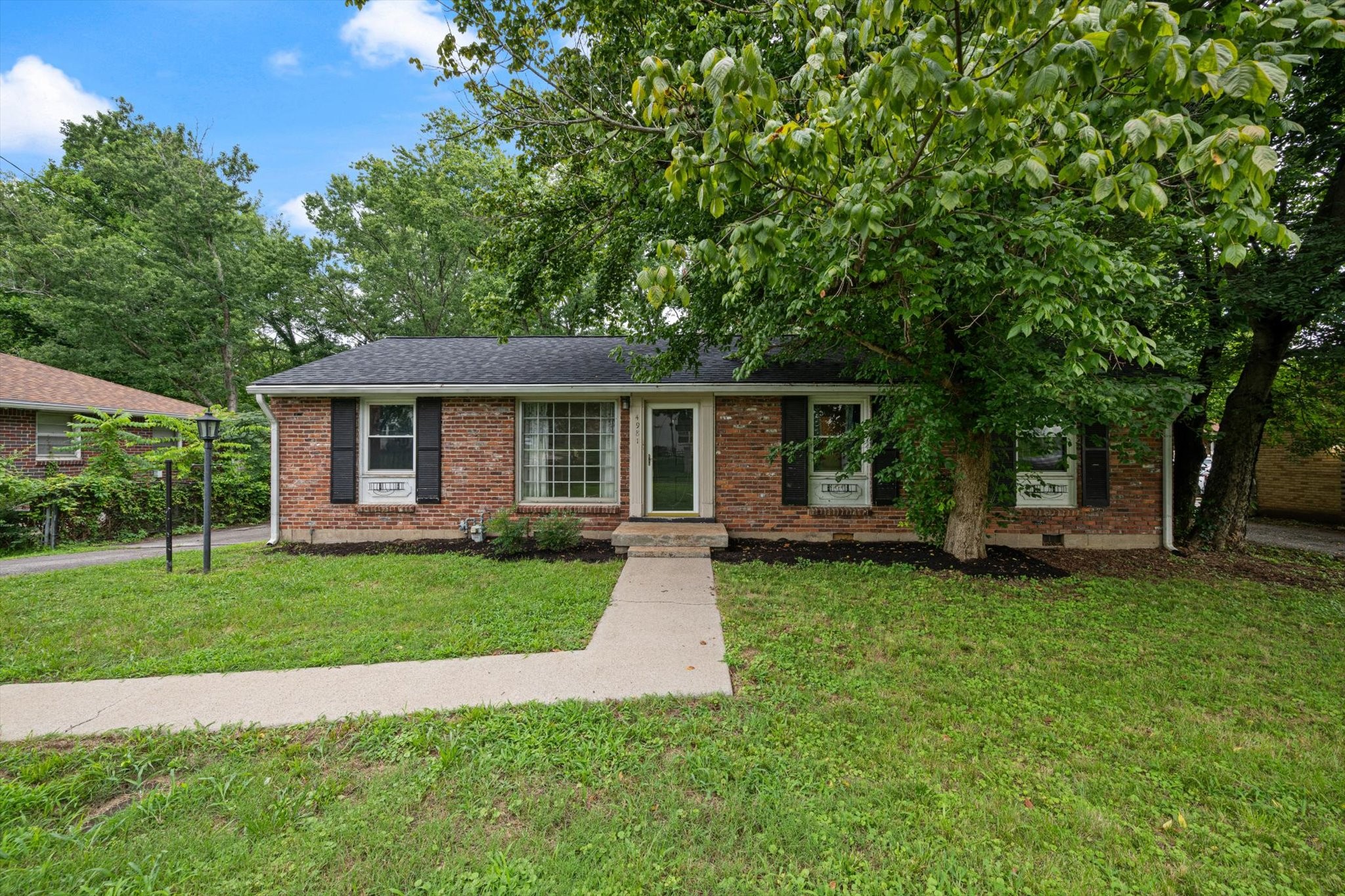 4981 Edmondson Pike Property Photo 1