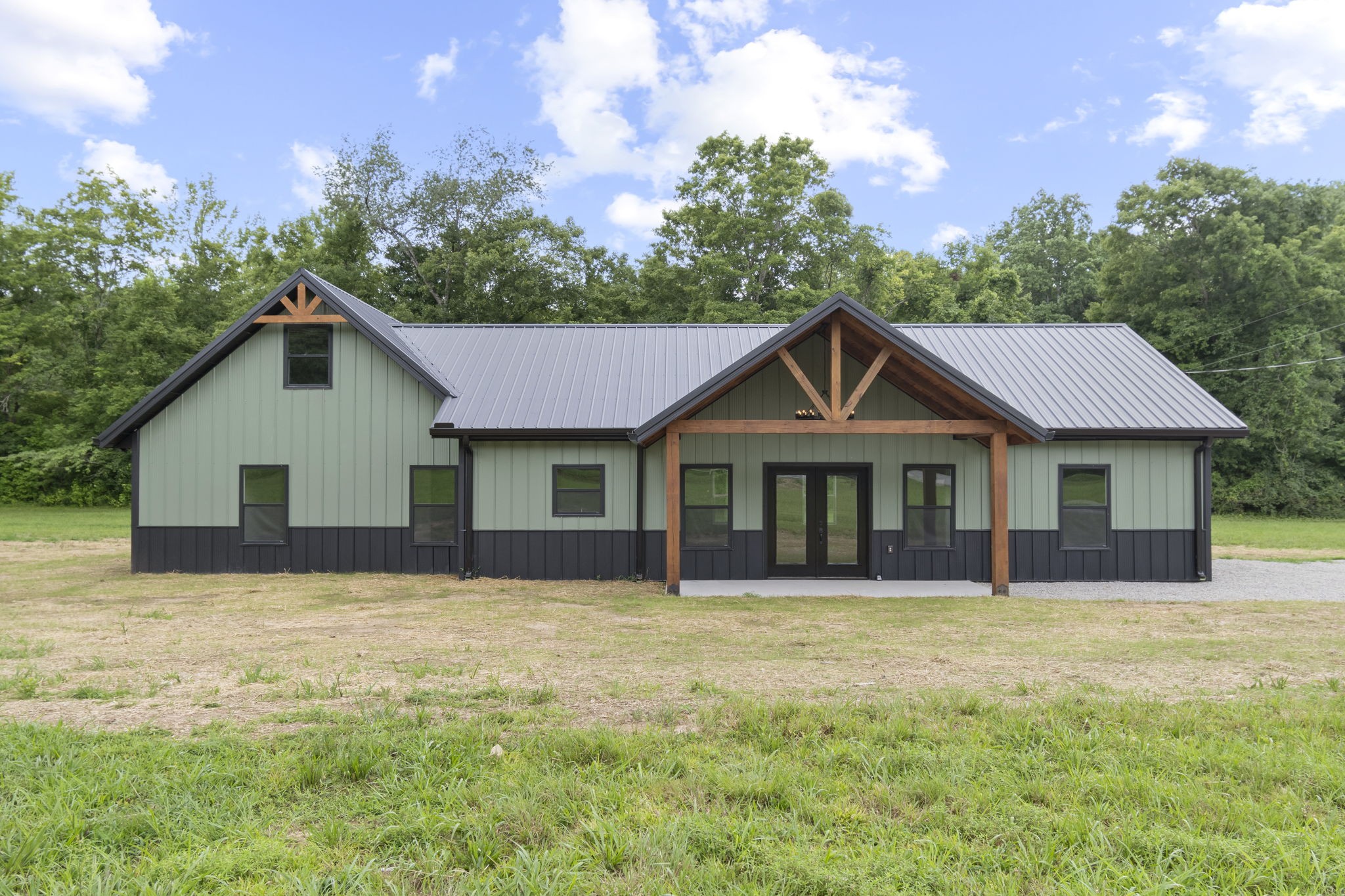 2639 Lick Creek Road Property Photo 1