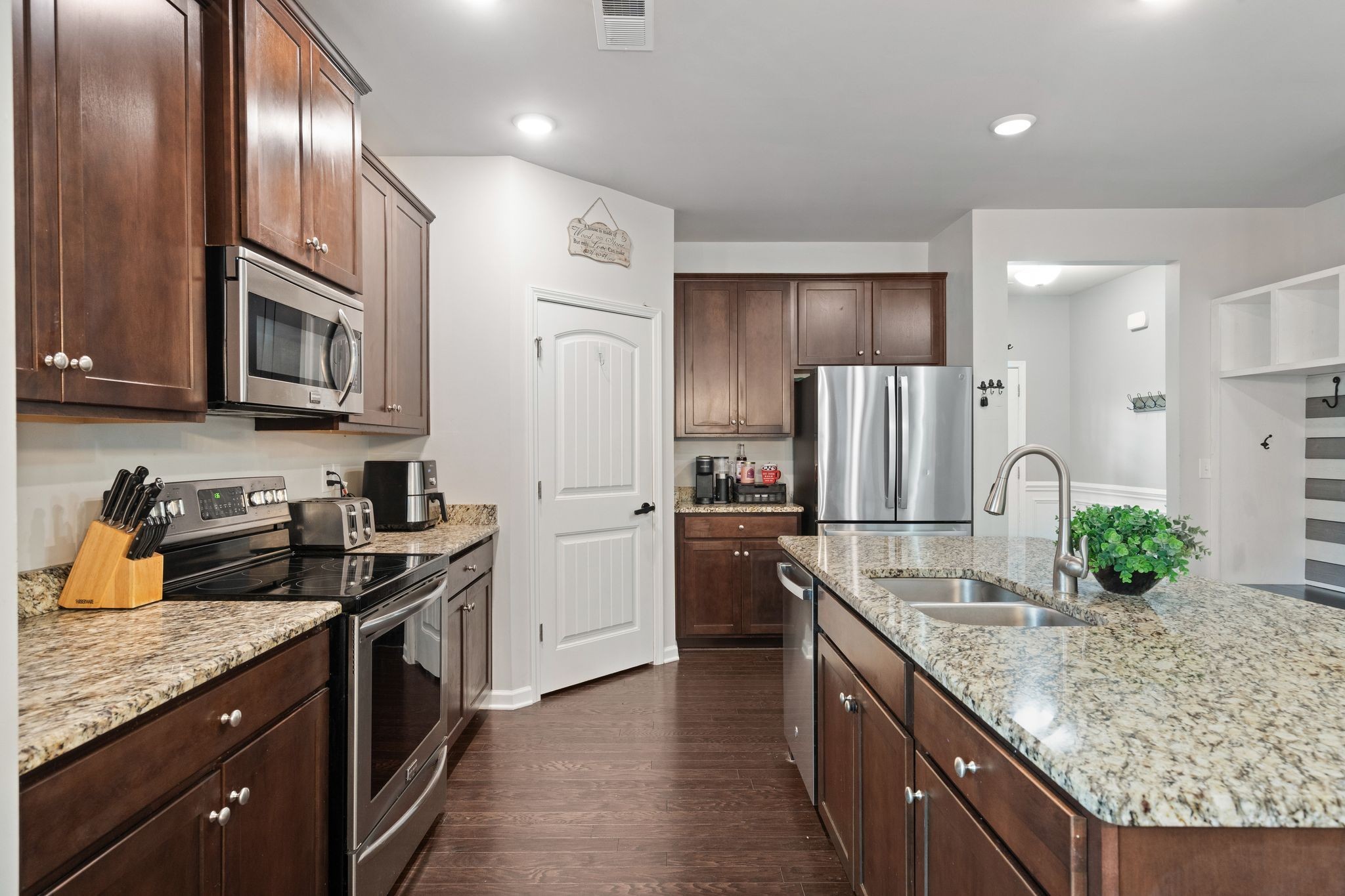4063 Cannonsgate Ln Property Photo 10