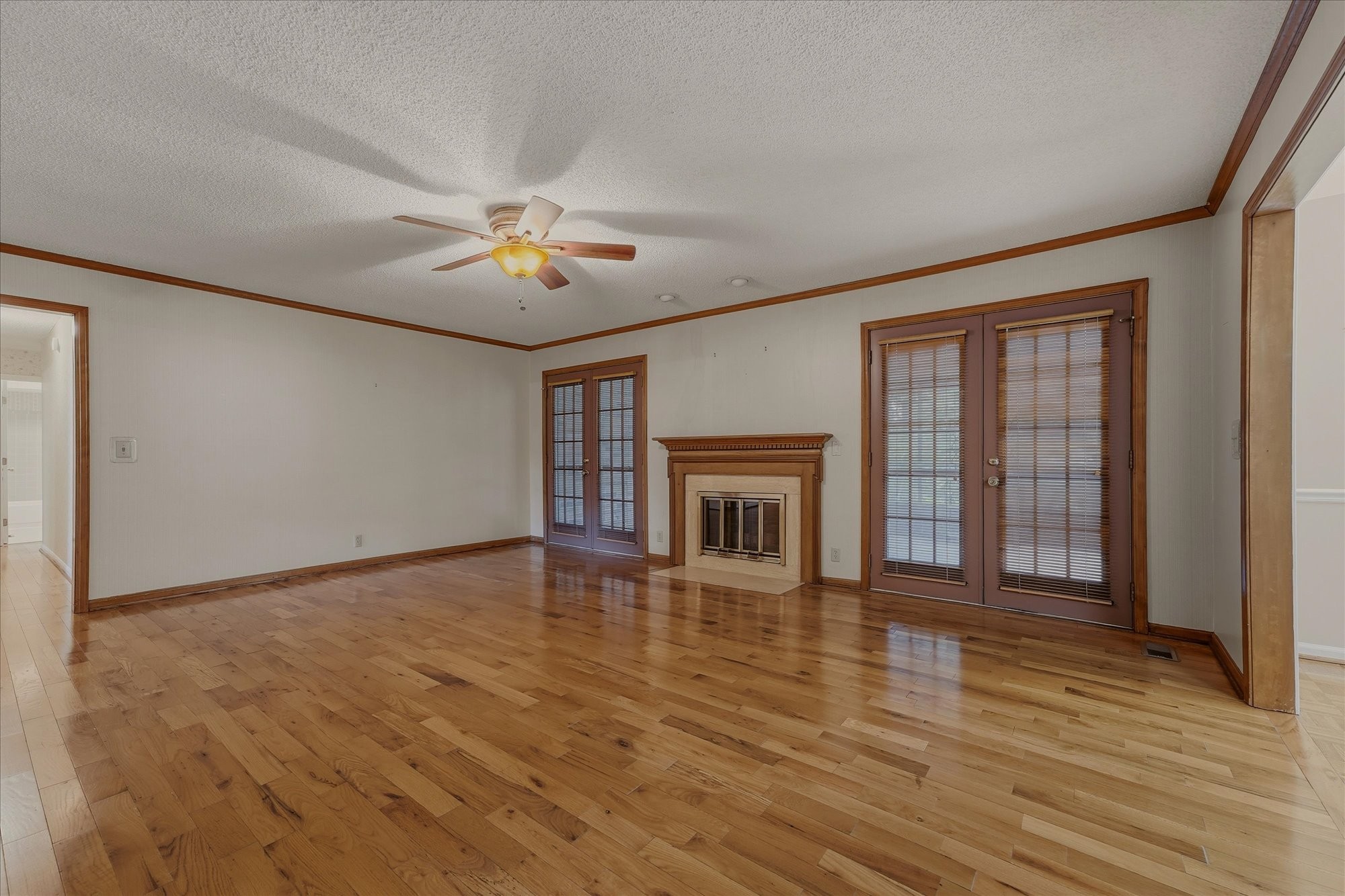 3204 Brookmont Cir Property Photo 8