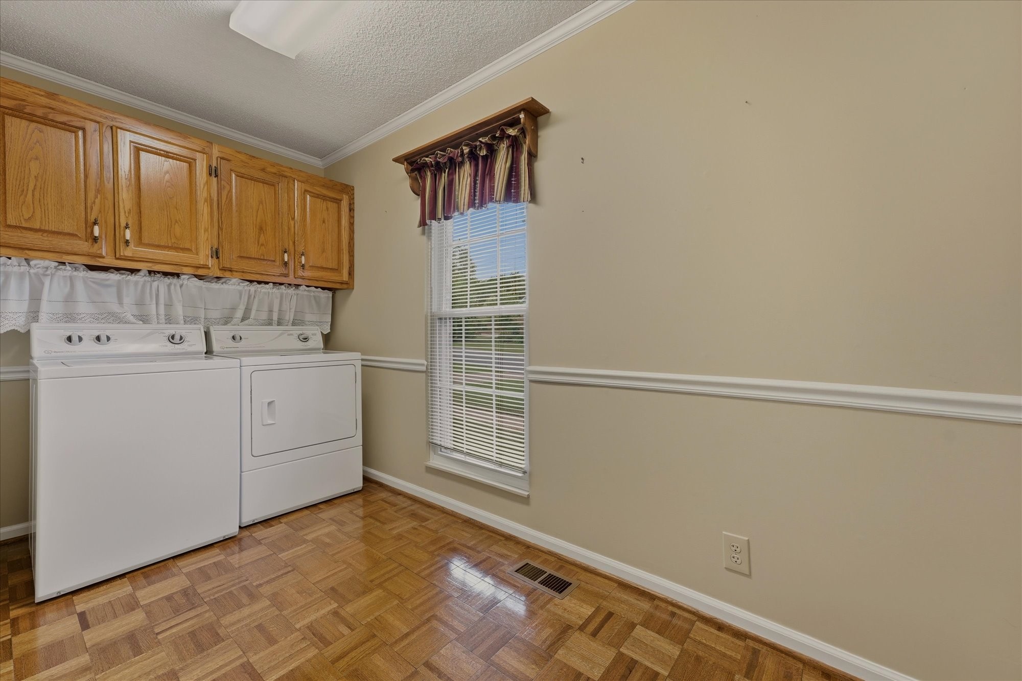 3204 Brookmont Cir Property Photo 27